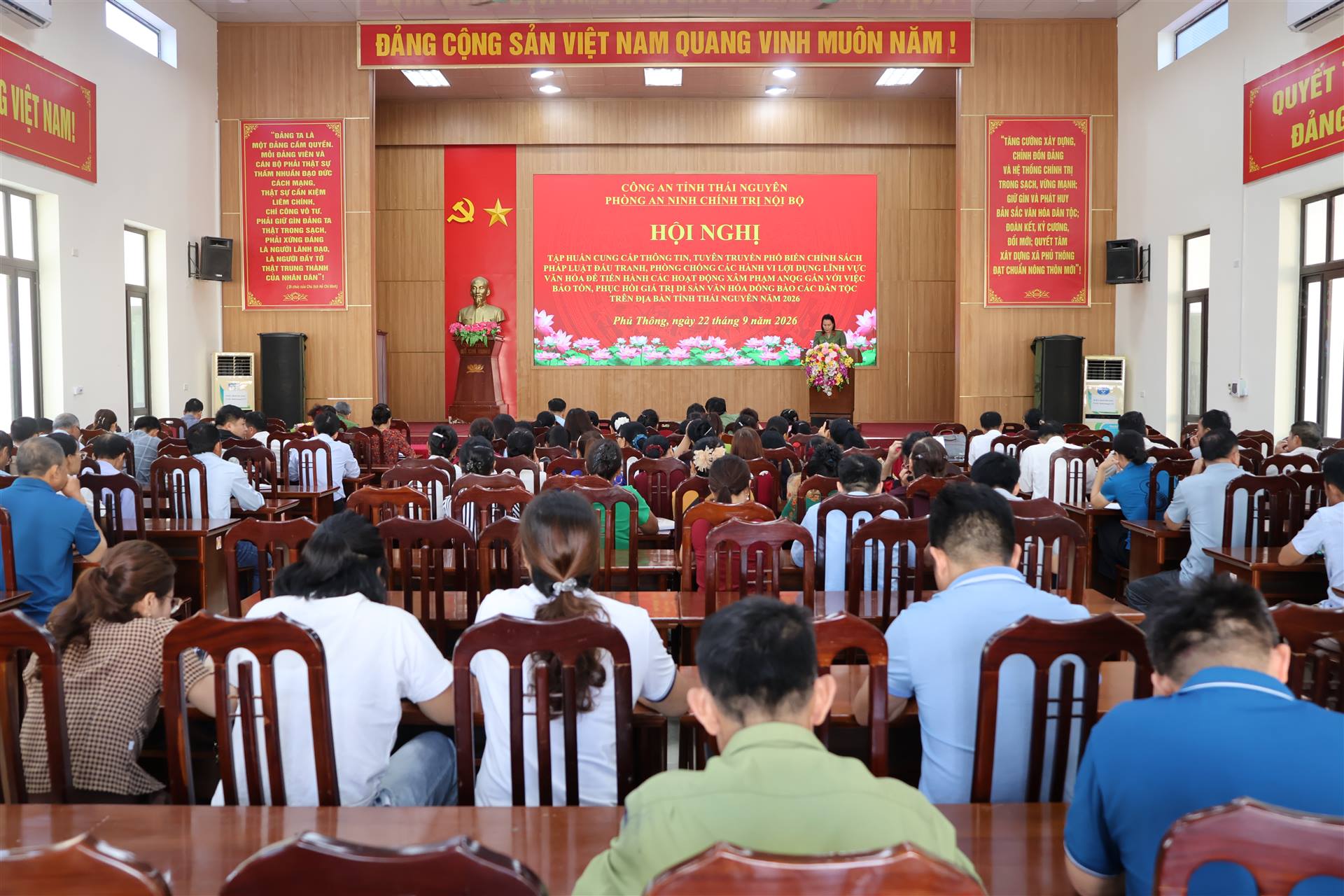 HỘI NGHỊ TẬP HUẤN CUNG CẤP THÔNG TIN, TUYÊN TRUYỀN PHỔ BIẾN CHÍNH SÁCH PHÁP LUẬT