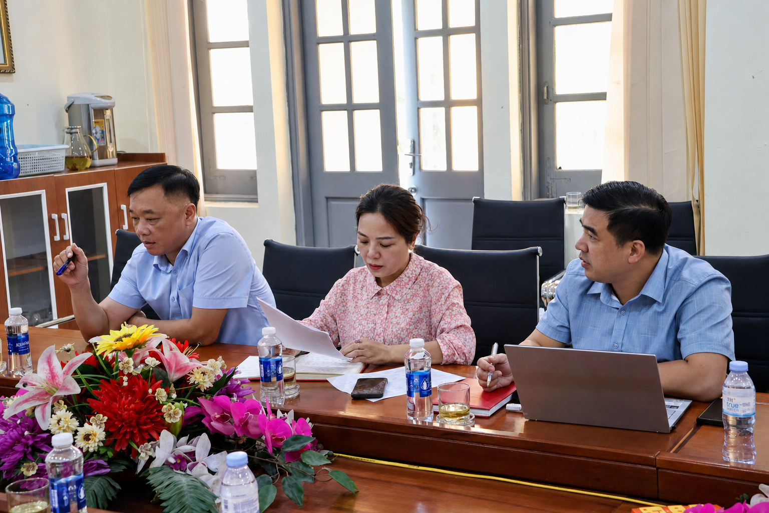 Anh-tin-bai
