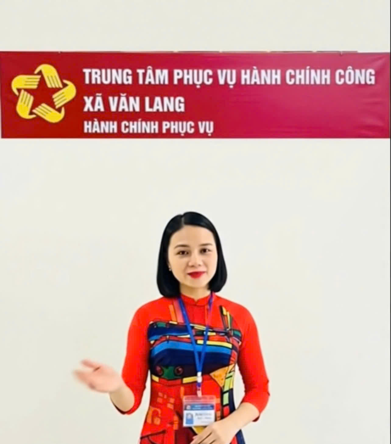 THỰC HIỆN CAO ĐIỂM 45 NGÀY ĐÊM DỊCH VỤ CÔNG TRỰC TUYẾN VÀ SỐ HOÁ HỒ SƠ TRÊN ĐỊA BÀN XÃ VĂN LANG