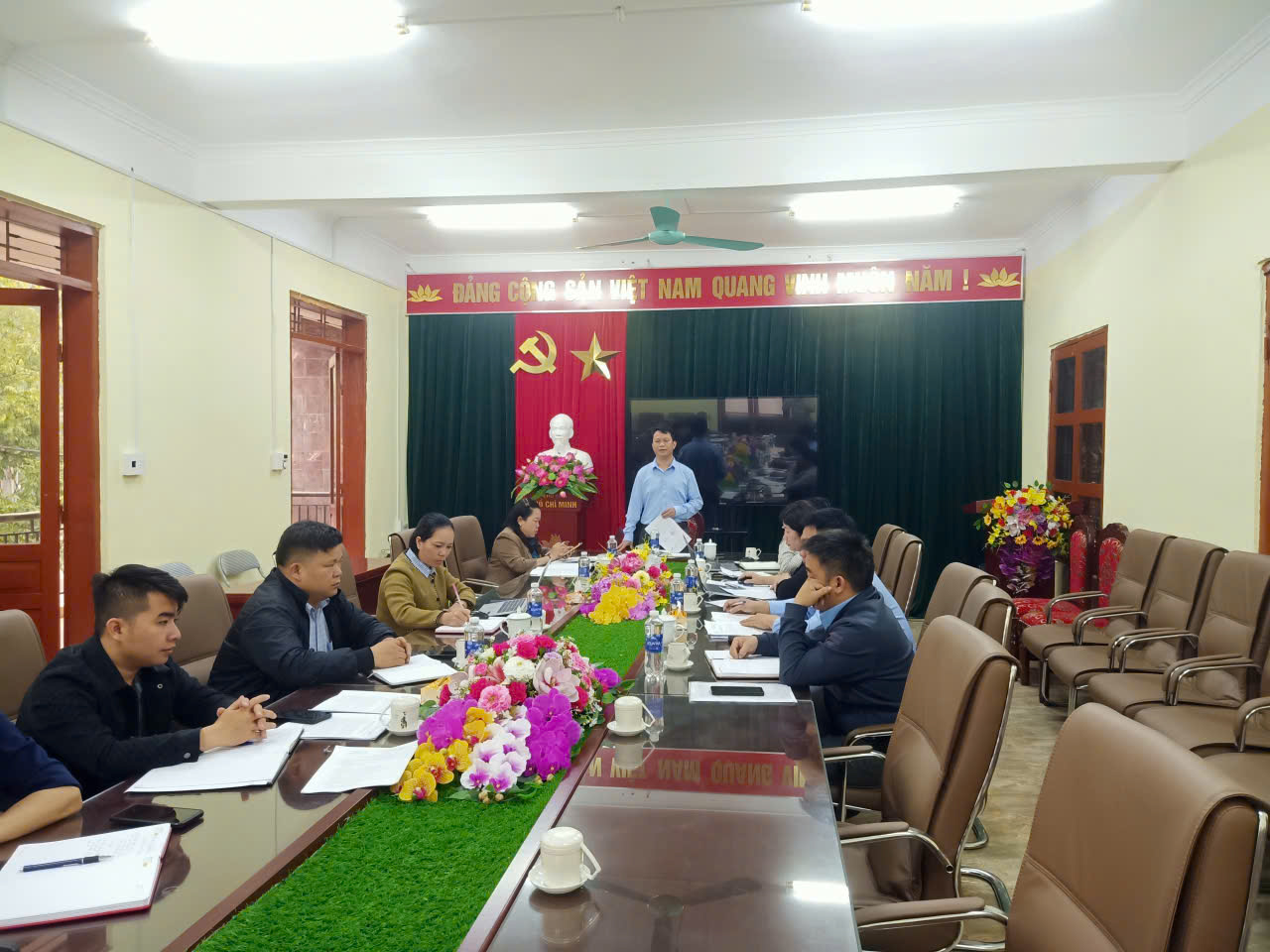 ĐẢNG ỦY XÃ VĂN LANG TỔ CHỨC LÀM VIỆC VỚI ỦY BAN MTTQ VIỆT NAM XÃ