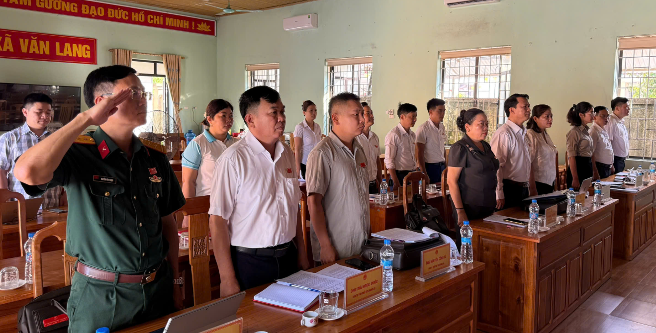 KỲ HỌP THỨ HAI (KỲ HỌP CHUYÊN ĐỀ) HĐND XÃ VĂN LANG KHÓA II, NHIỆM KỲ 2026 – 2031