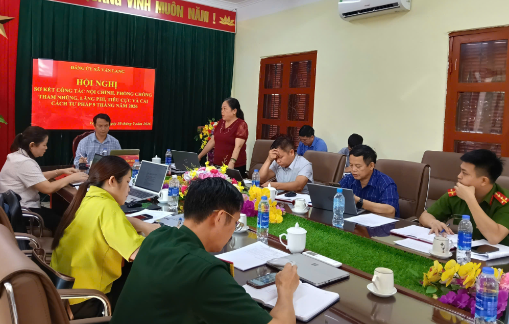VĂN LANG TỔ CHỨC HỘI NGHỊ SƠ KẾT CÔNG TÁC NỘI CHÍNH 9 THÁNG NĂM 2026