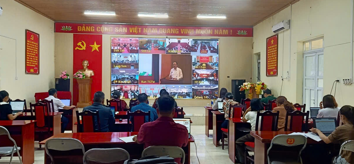VĂN LANG DỰ HỘI NGHỊ BÁO CÁO VIÊN TRUNG ƯƠNG THÁNG 10/2026