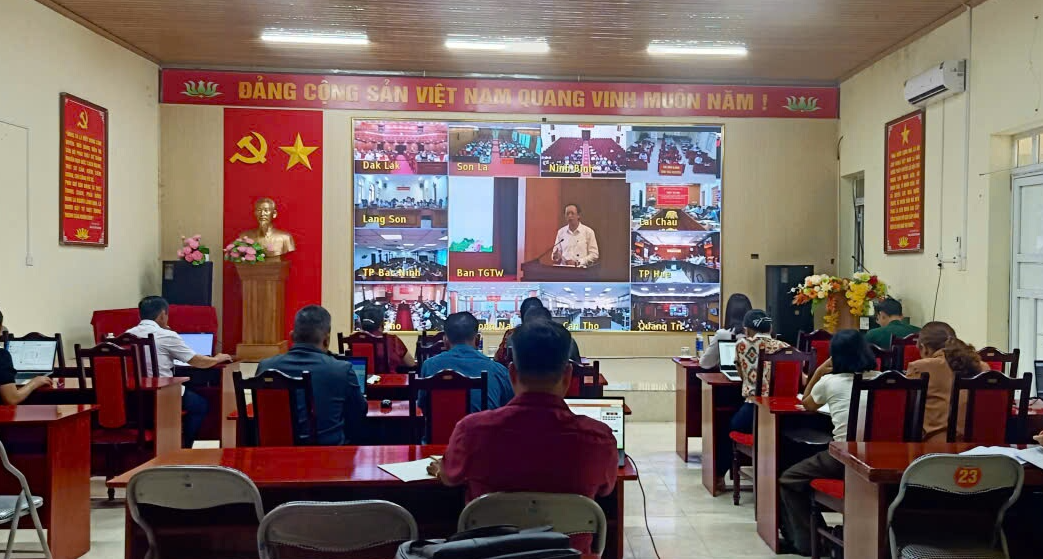 VĂN LANG DỰ HỘI NGHỊ BÁO CÁO VIÊN TRUNG ƯƠNG THÁNG 10/2026