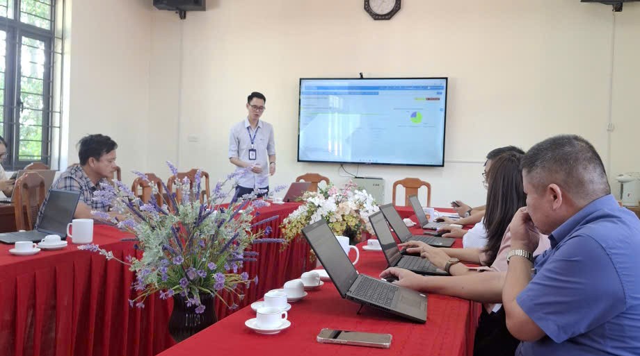Xã Cường Lợi tăng cường phối hợp triển khai chuyển đổi số