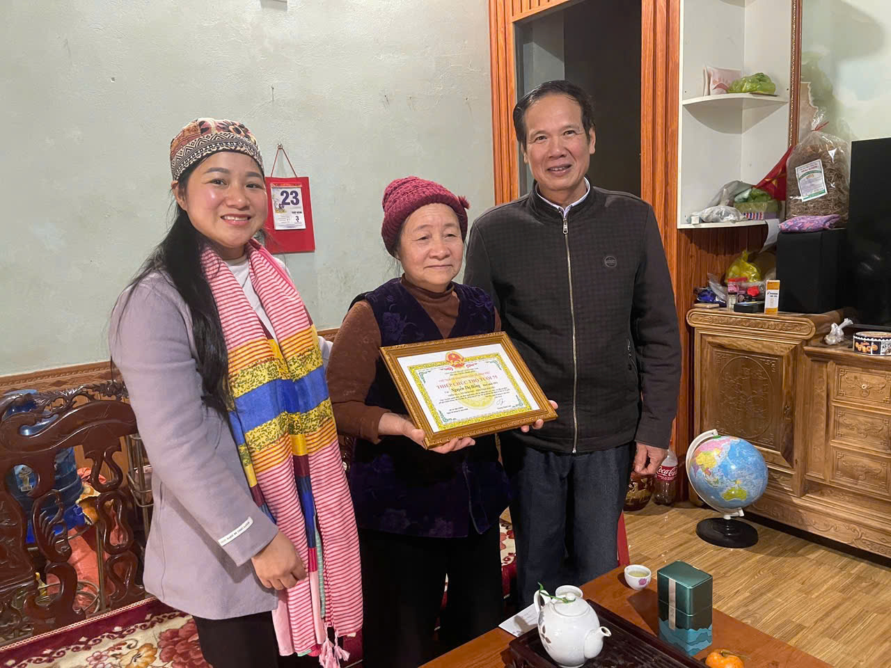 Xã Trần Phú thành lập 04 đoàn công tác đến thăm, chúc thọ người cao tuổi 