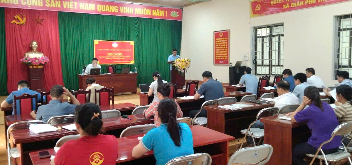  Hội nghị giao ban công tác Ủy ban Mặt trận Tổ quốc xã Trần Phú tháng 4/2026