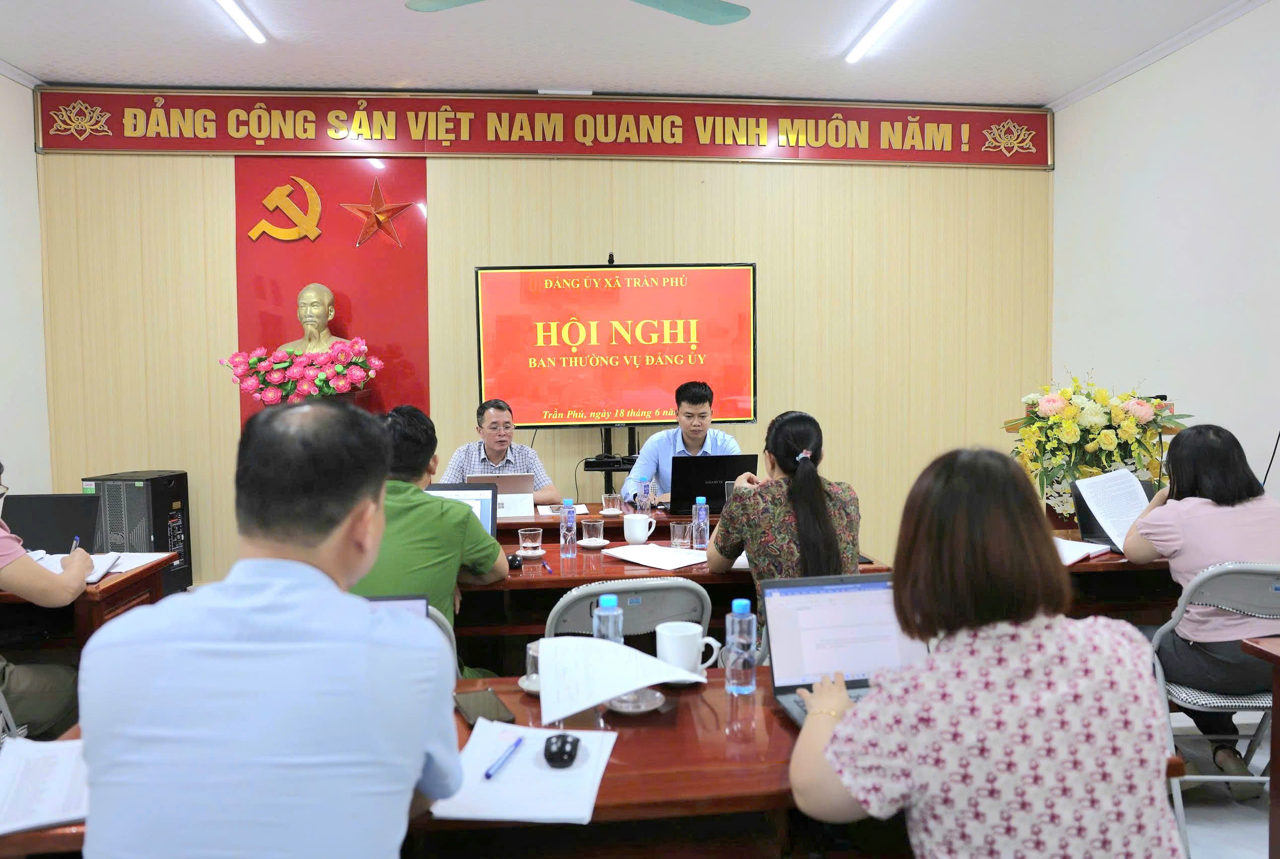Hội nghị Ban Thường vụ Đảng ủy xã Trần Phú