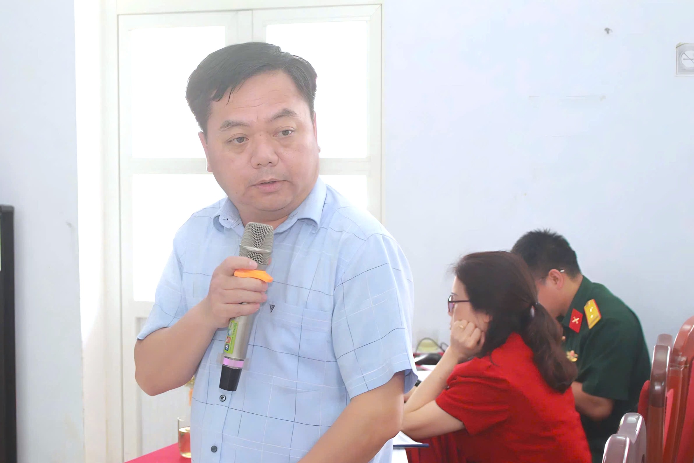 Anh-tin-bai