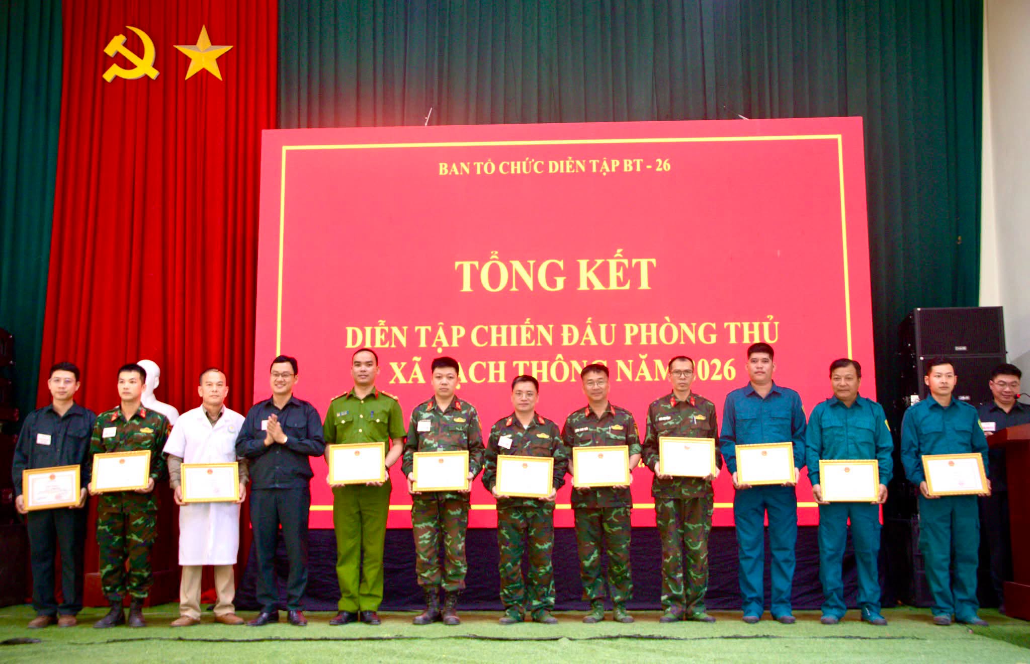 Anh-tin-bai