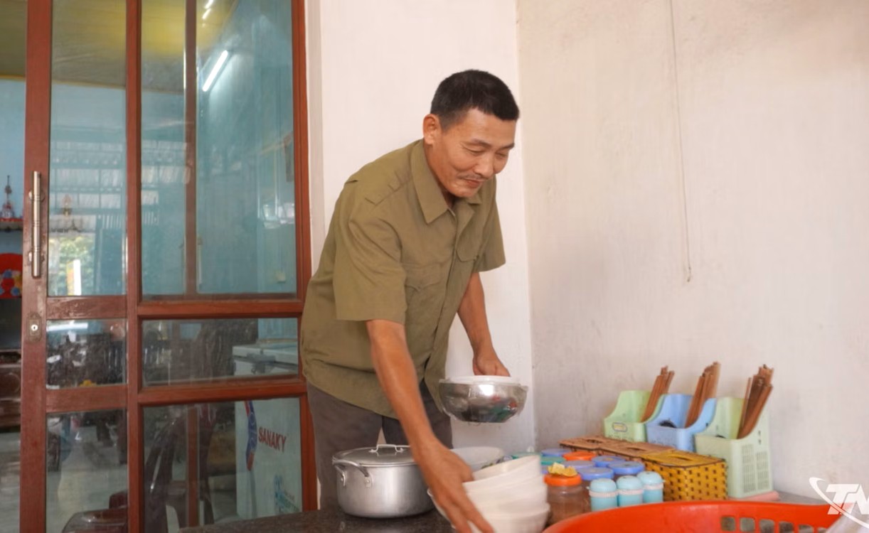 TỪ BỎ MA TÚY, PHẤN ĐẤU TRỞ THÀNH ĐẢNG VIÊN Ở TUỔI 59