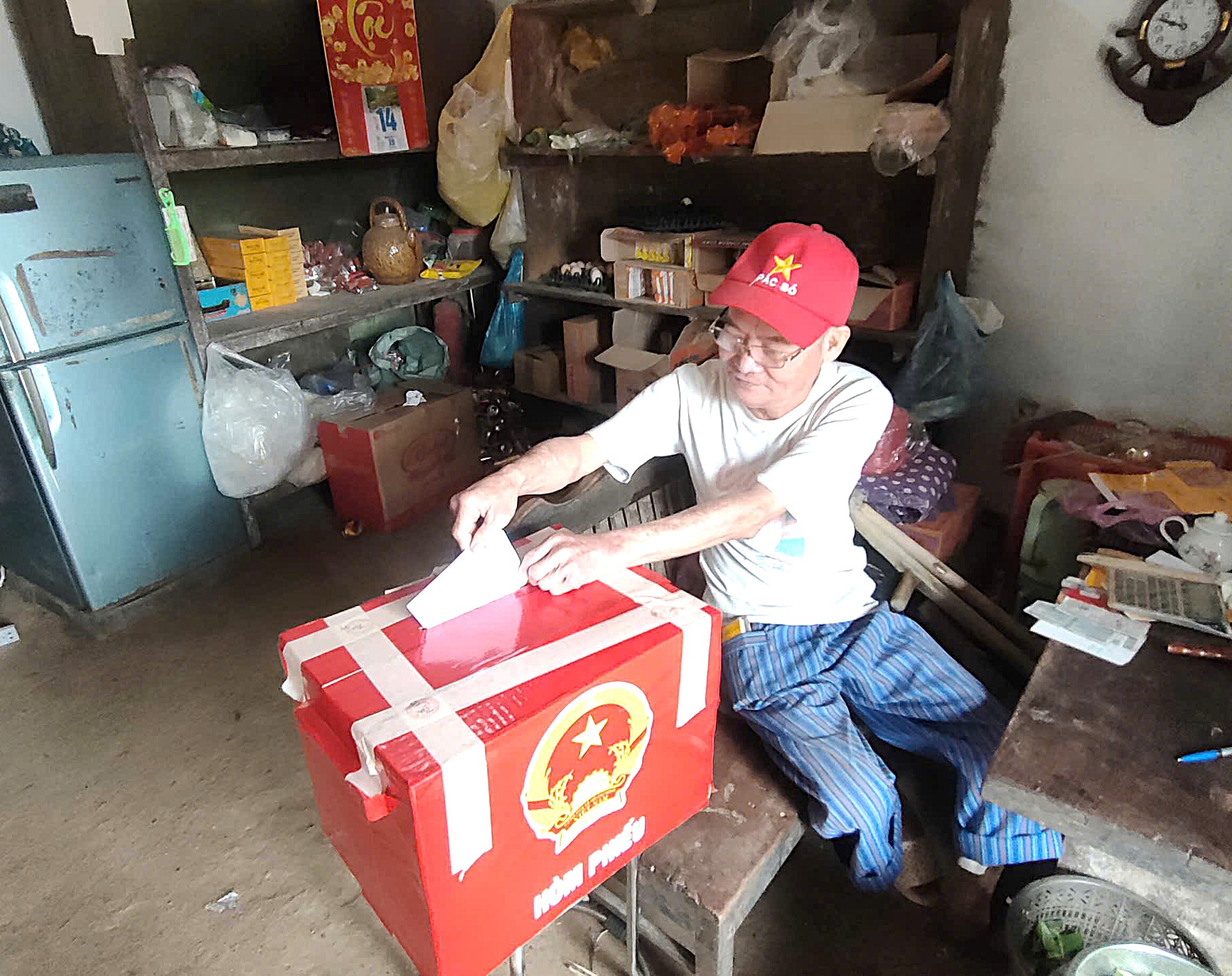 Anh-tin-bai