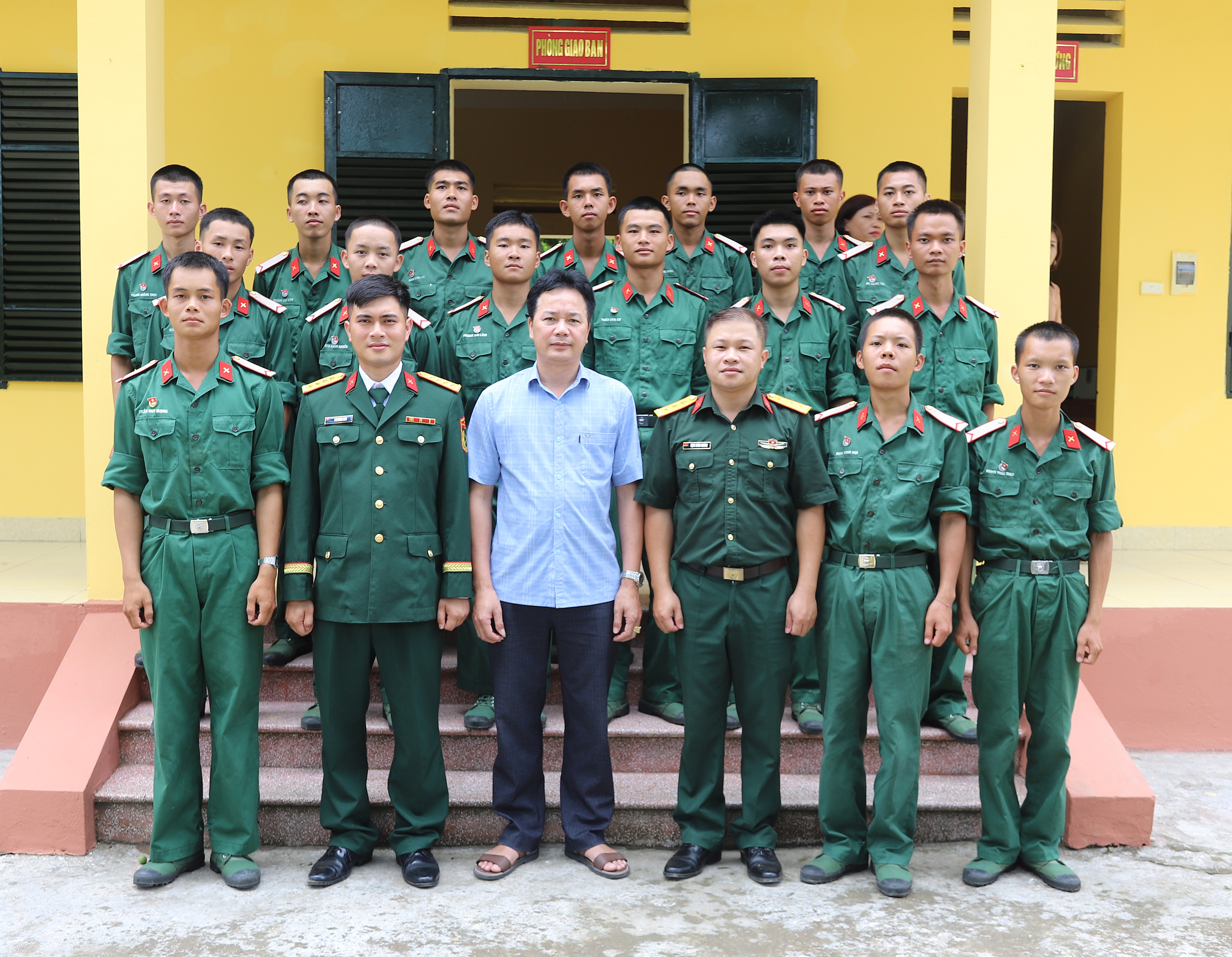 Anh-tin-bai