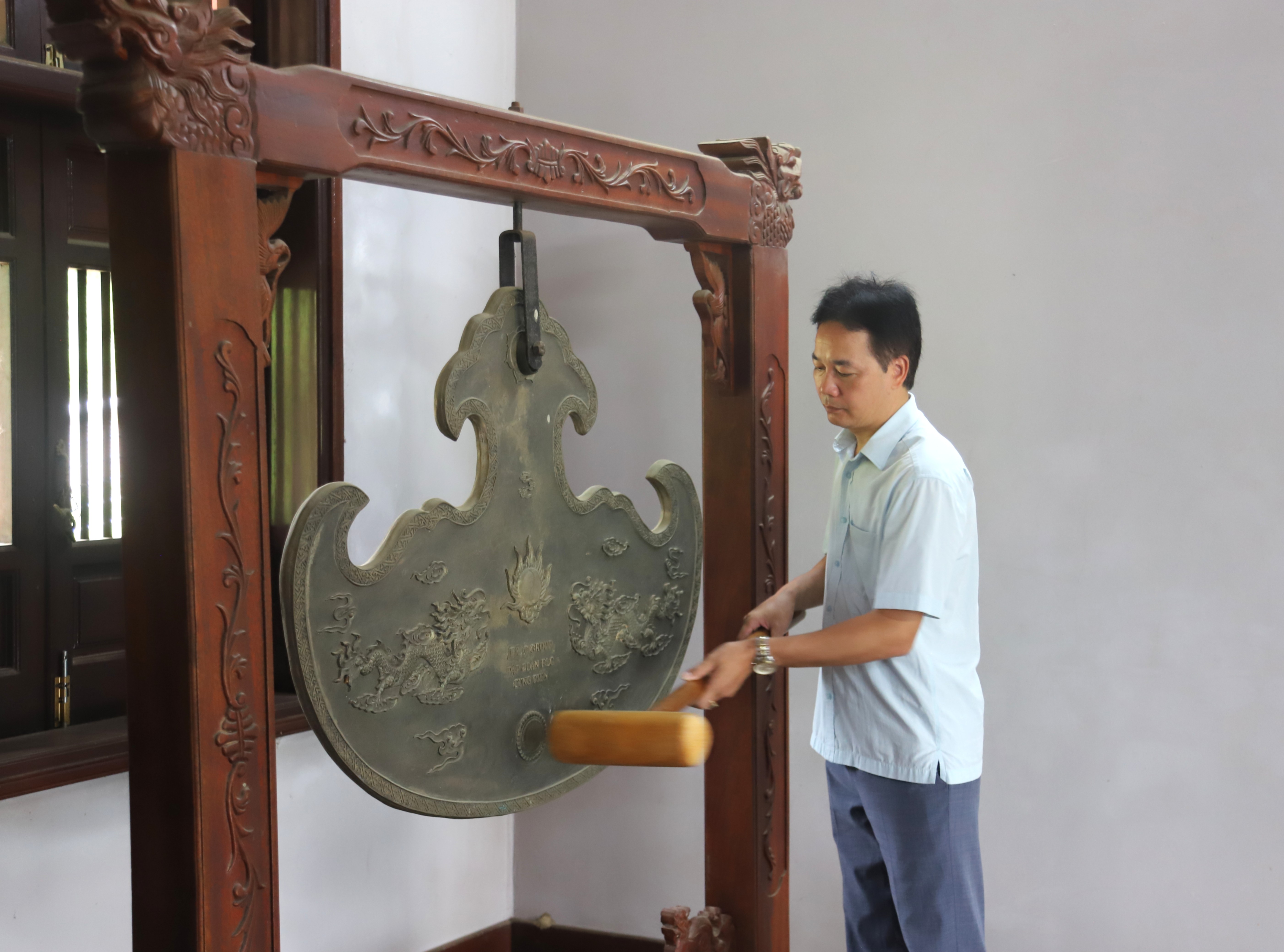 Anh-tin-bai