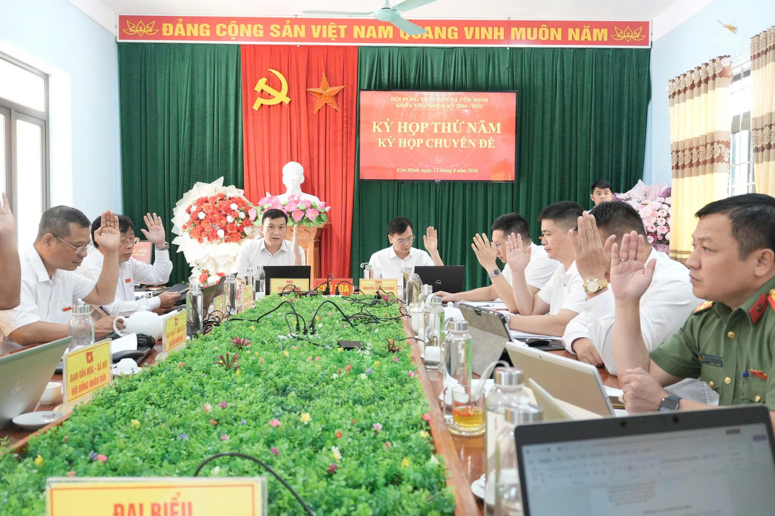 HĐND xã Côn Minh tổ chức Kỳ họp thứ năm (kỳ họp chuyên đề), khóa XXI, nhiệm kỳ 2026 - 2031