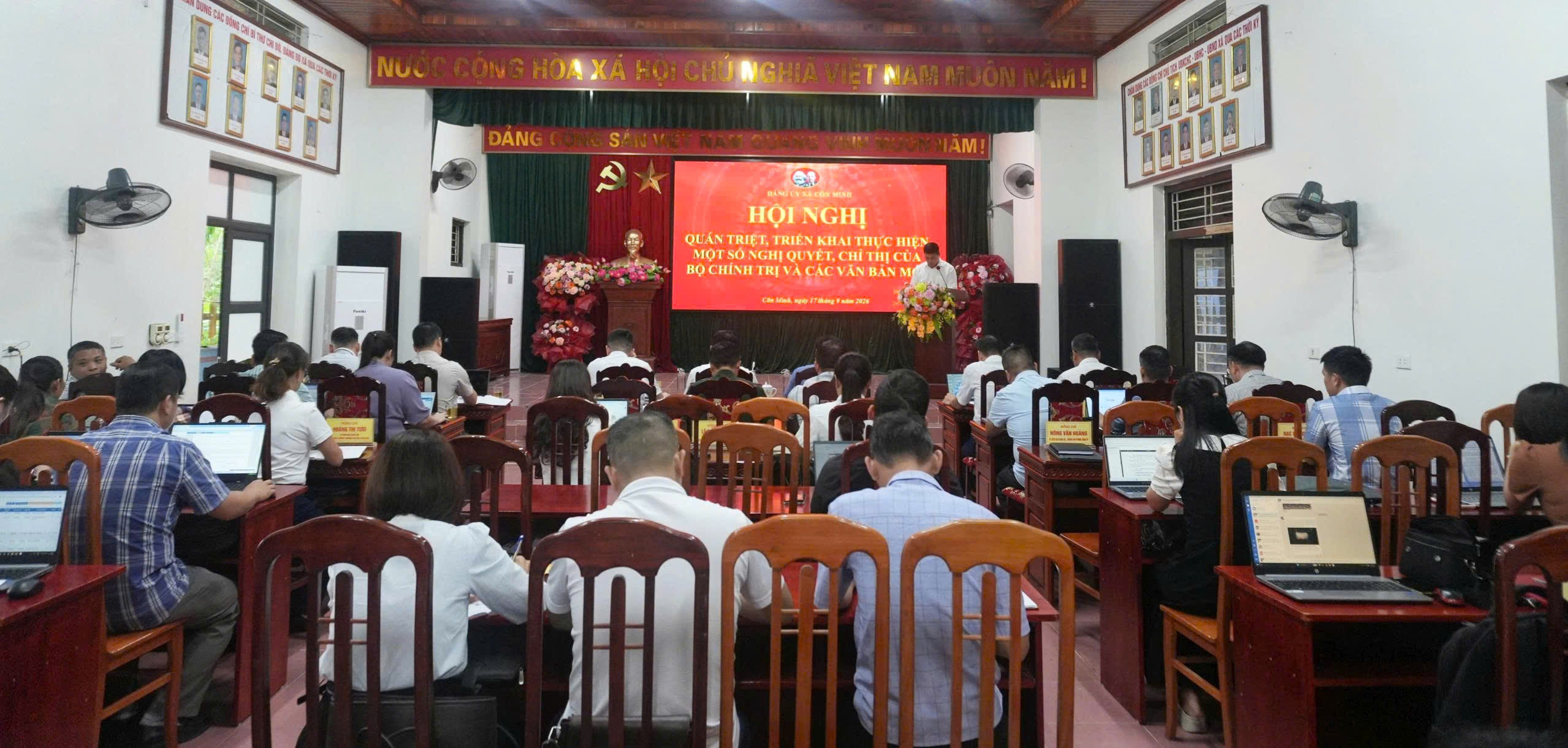 Côn Minh quán triệt, triển khai thực hiện các Nghị quyết, Chỉ thị của Bộ Chính trị và văn bản mới