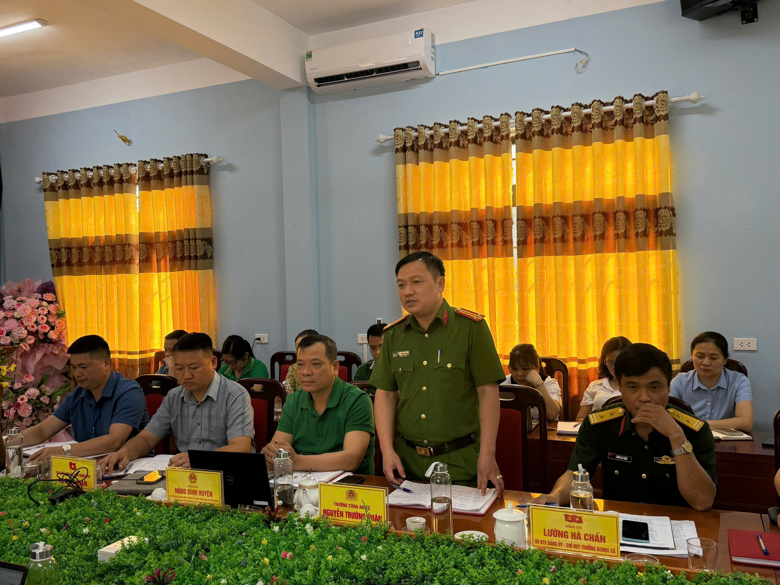 Anh-tin-bai