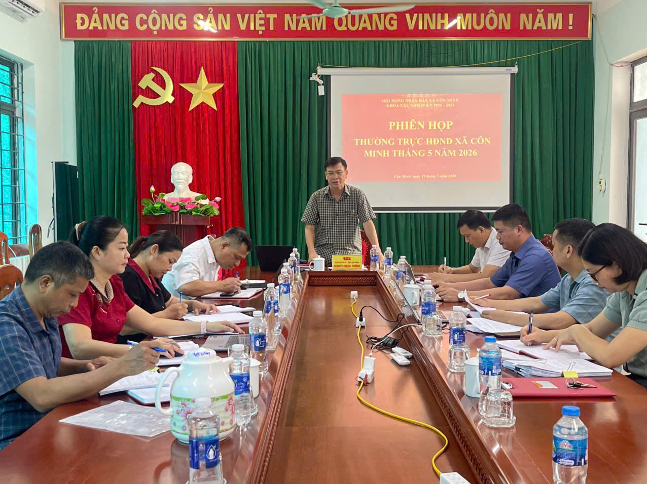 Anh-tin-bai
