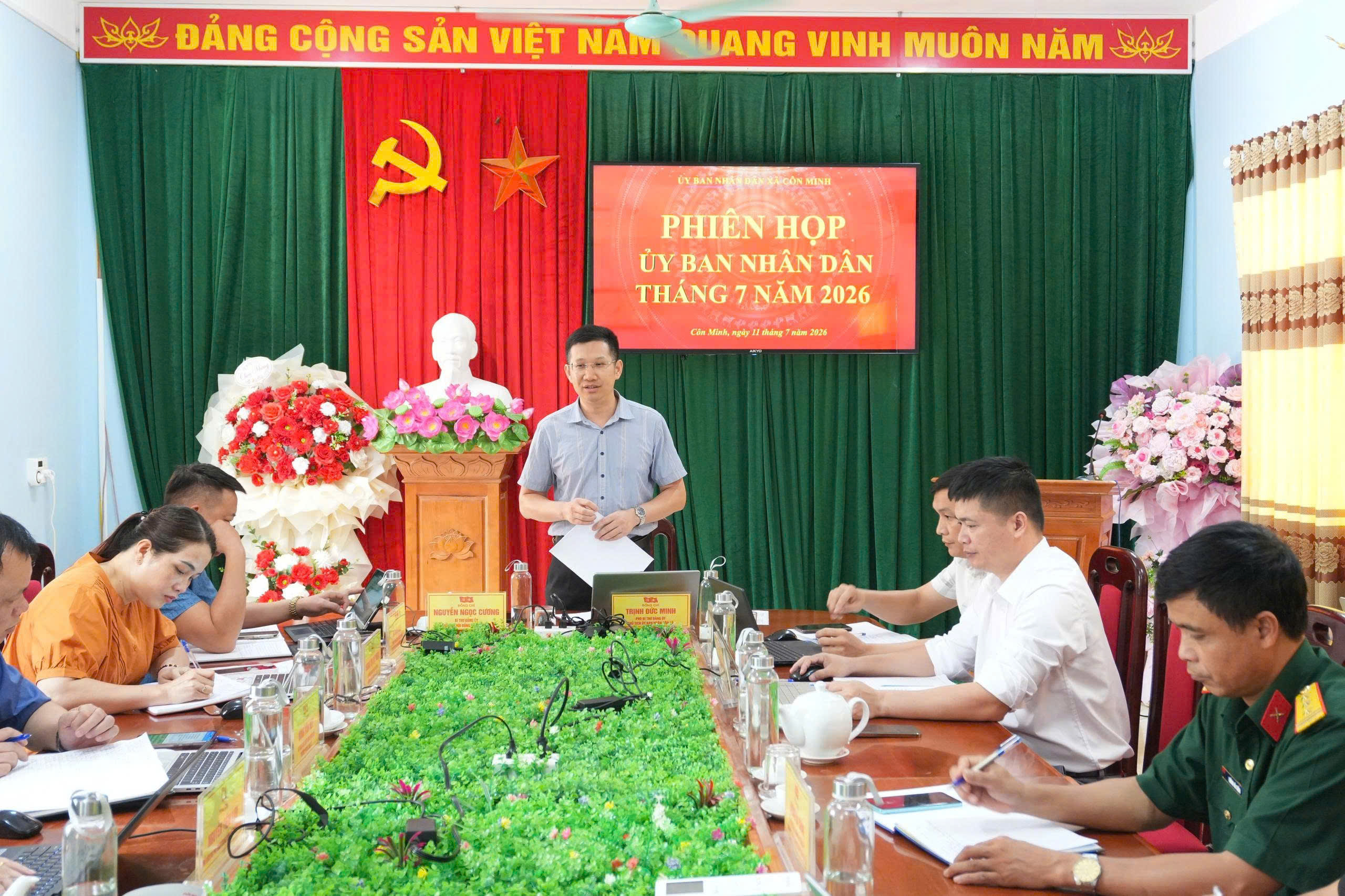 Anh-tin-bai