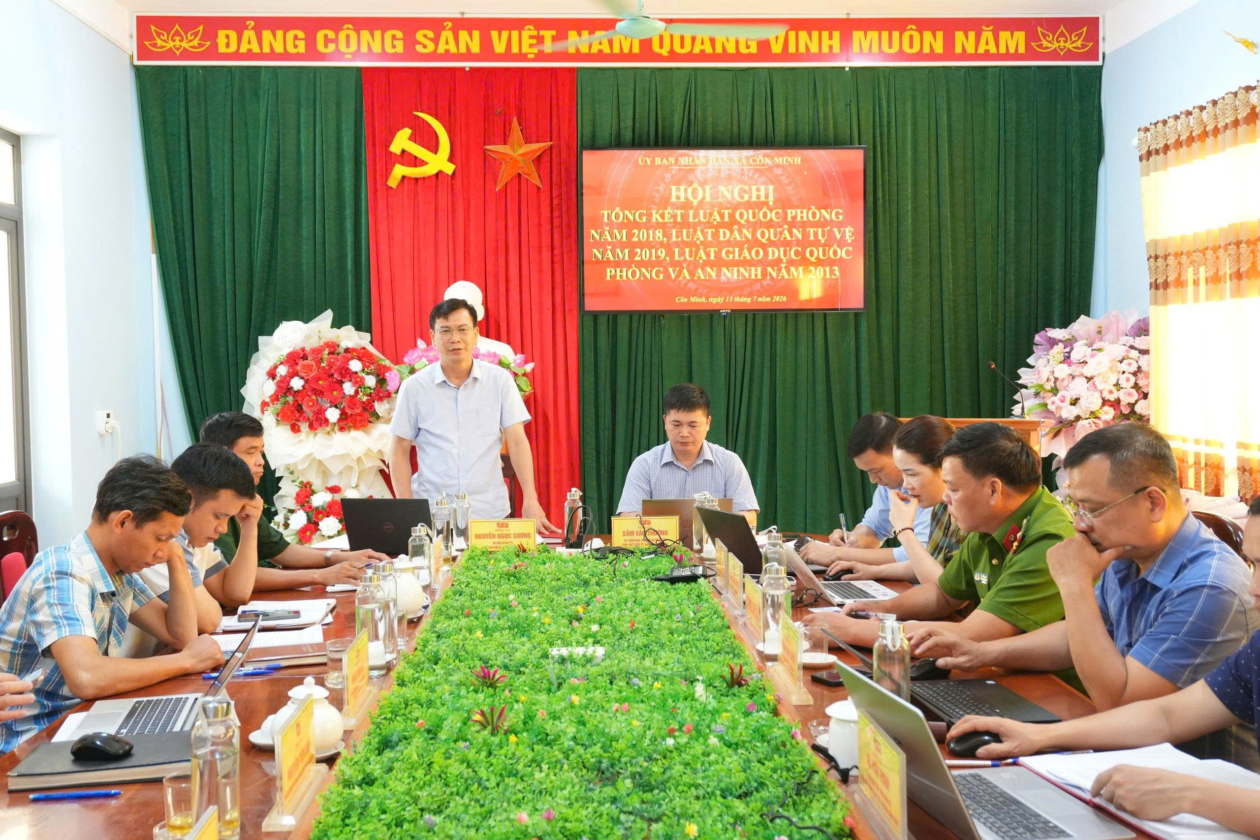 Anh-tin-bai