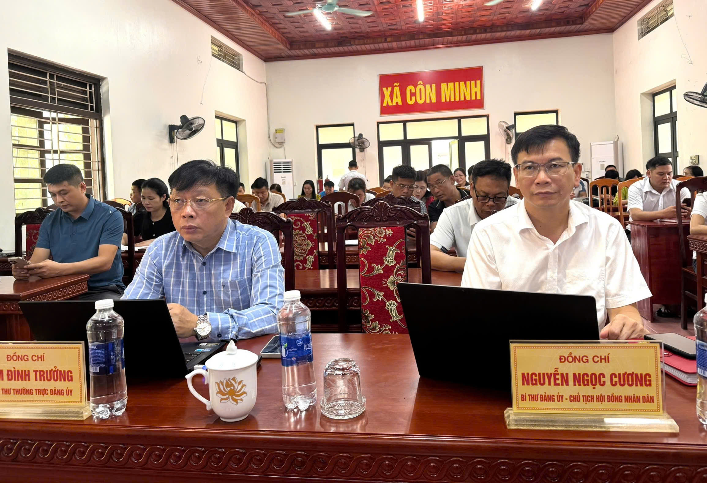Anh-tin-bai