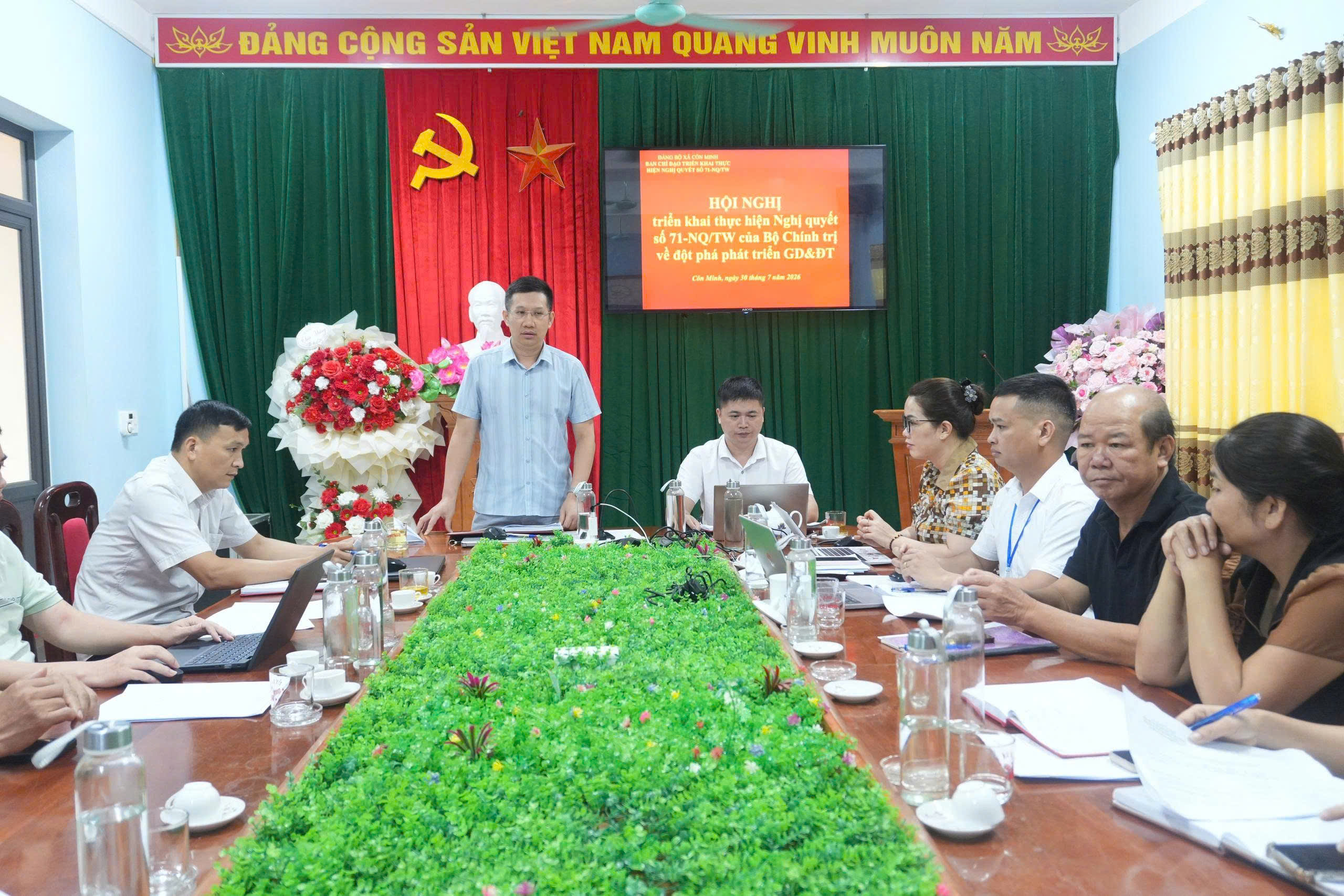 Anh-tin-bai