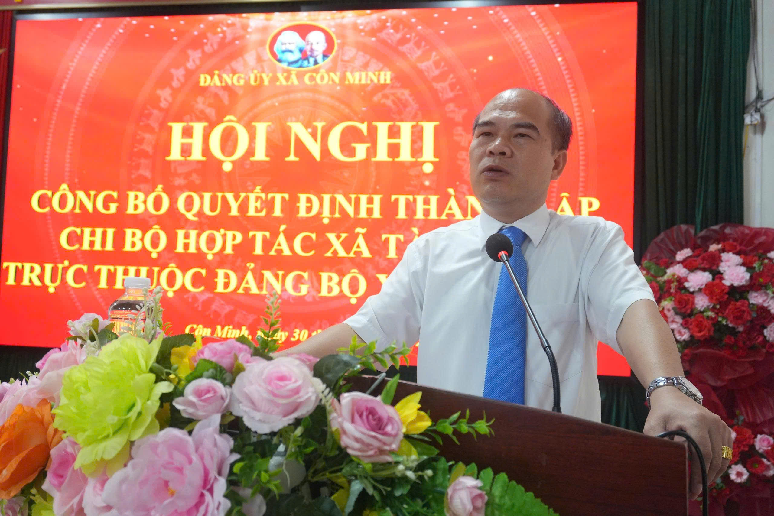 Anh-tin-bai