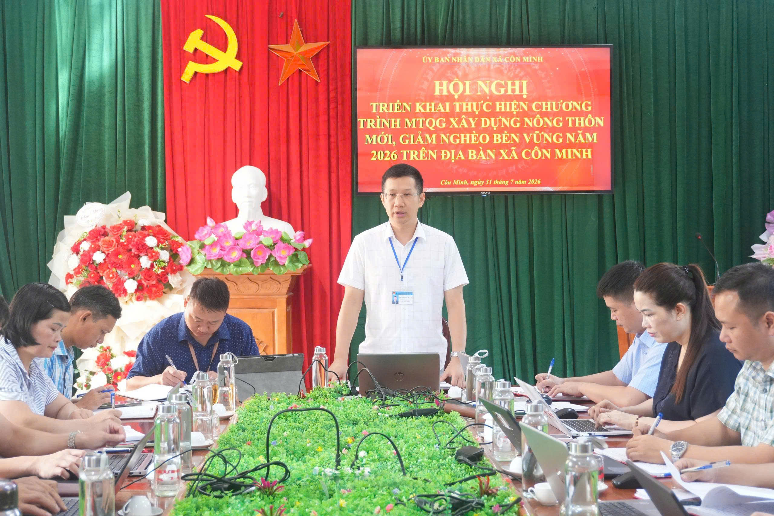 Anh-tin-bai