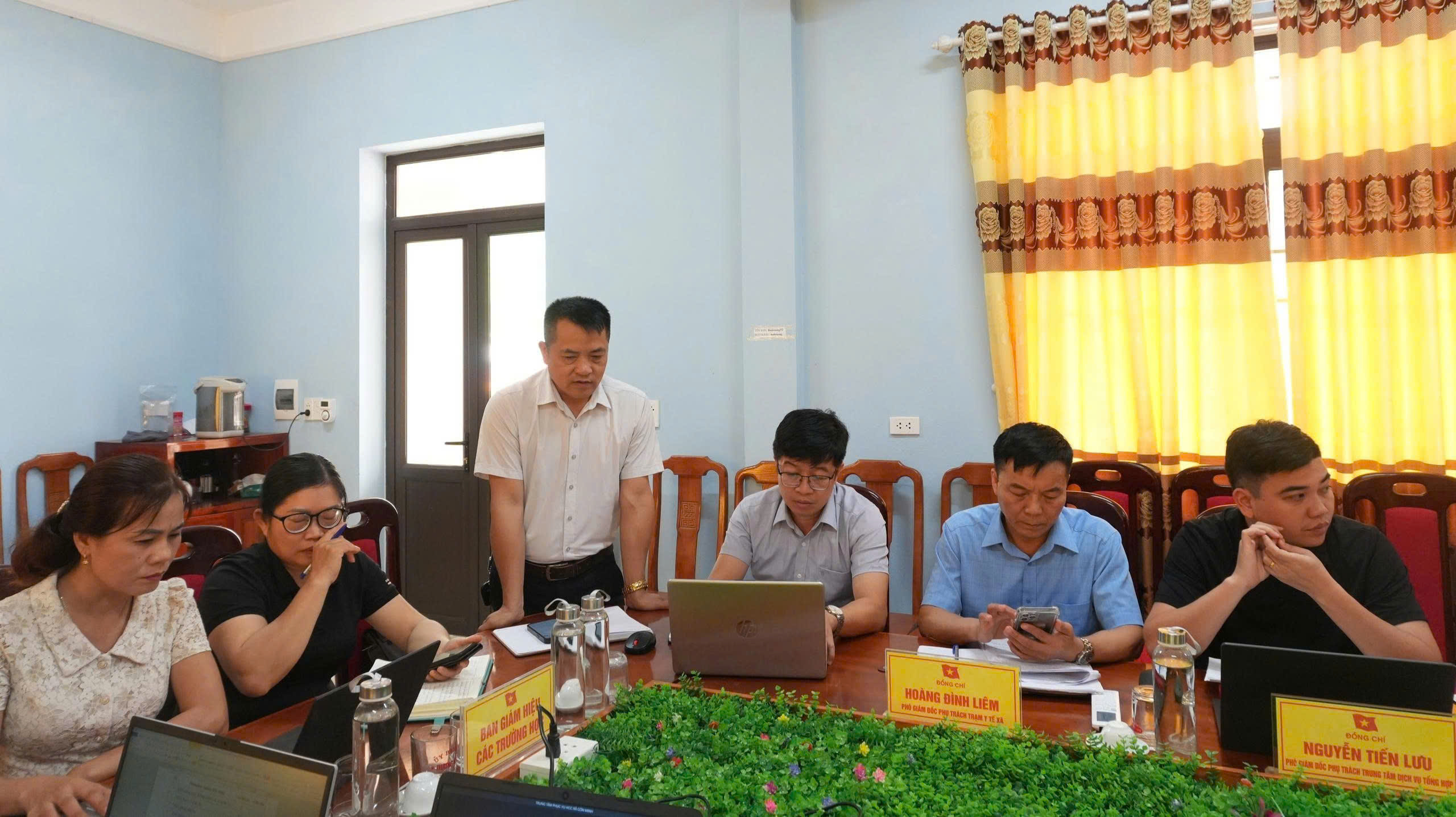 Anh-tin-bai