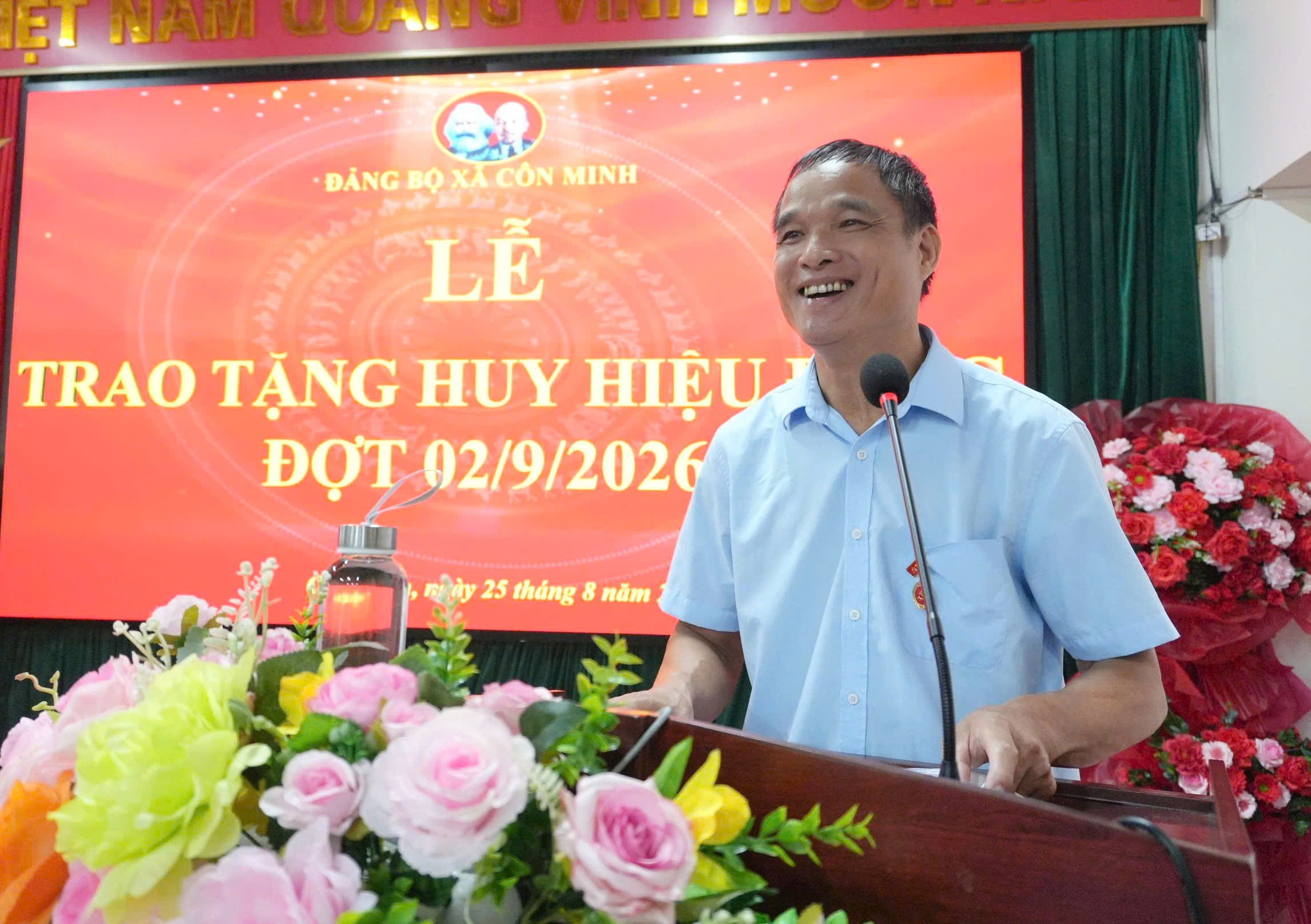 Anh-tin-bai