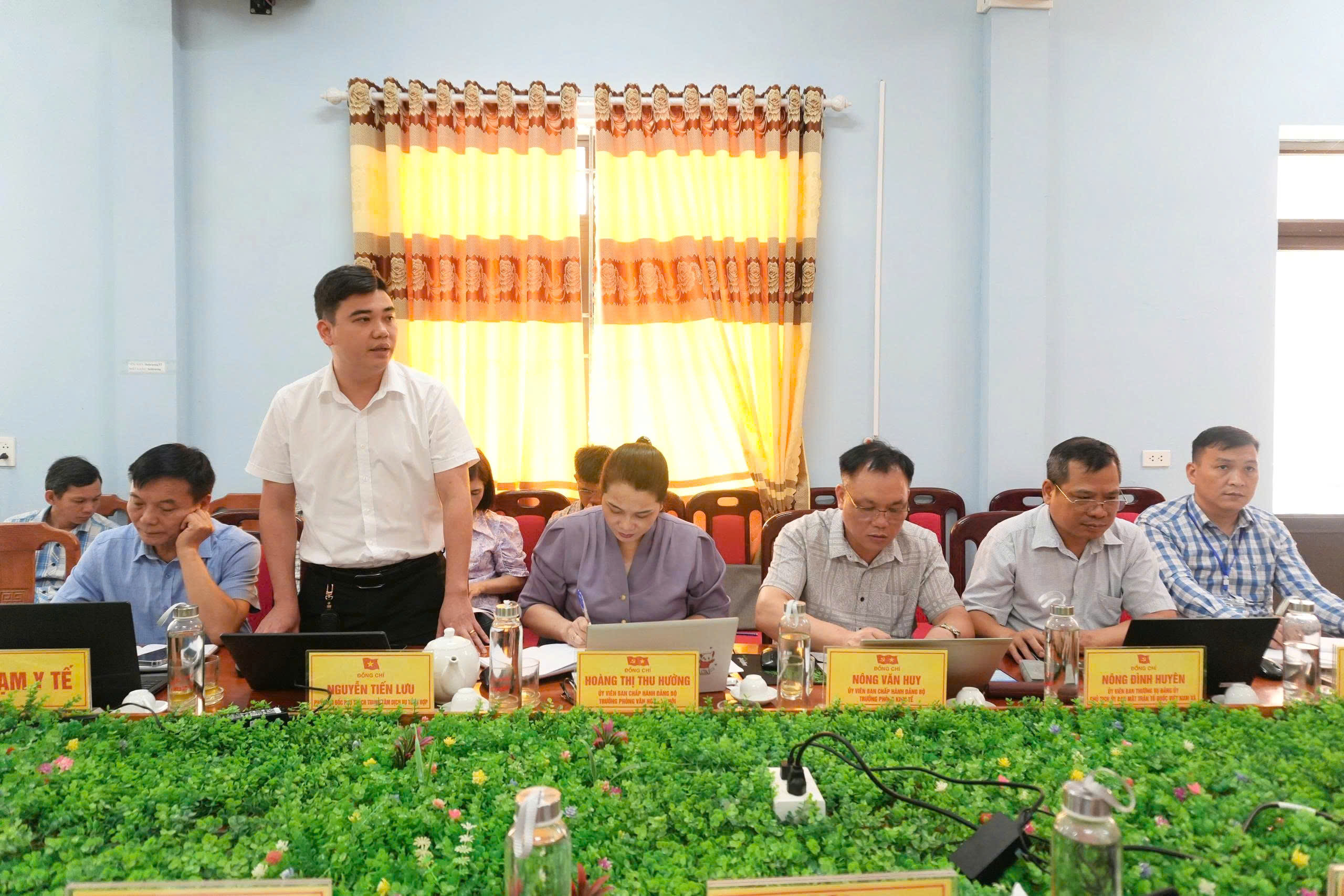 Anh-tin-bai