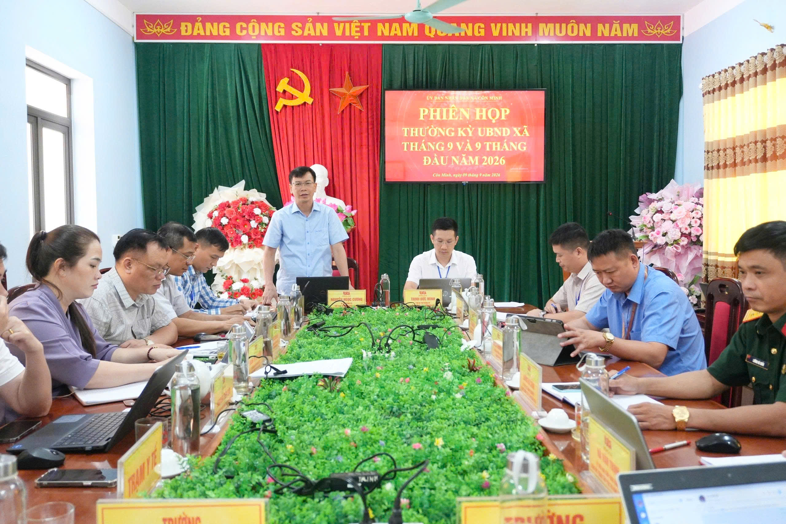 Anh-tin-bai