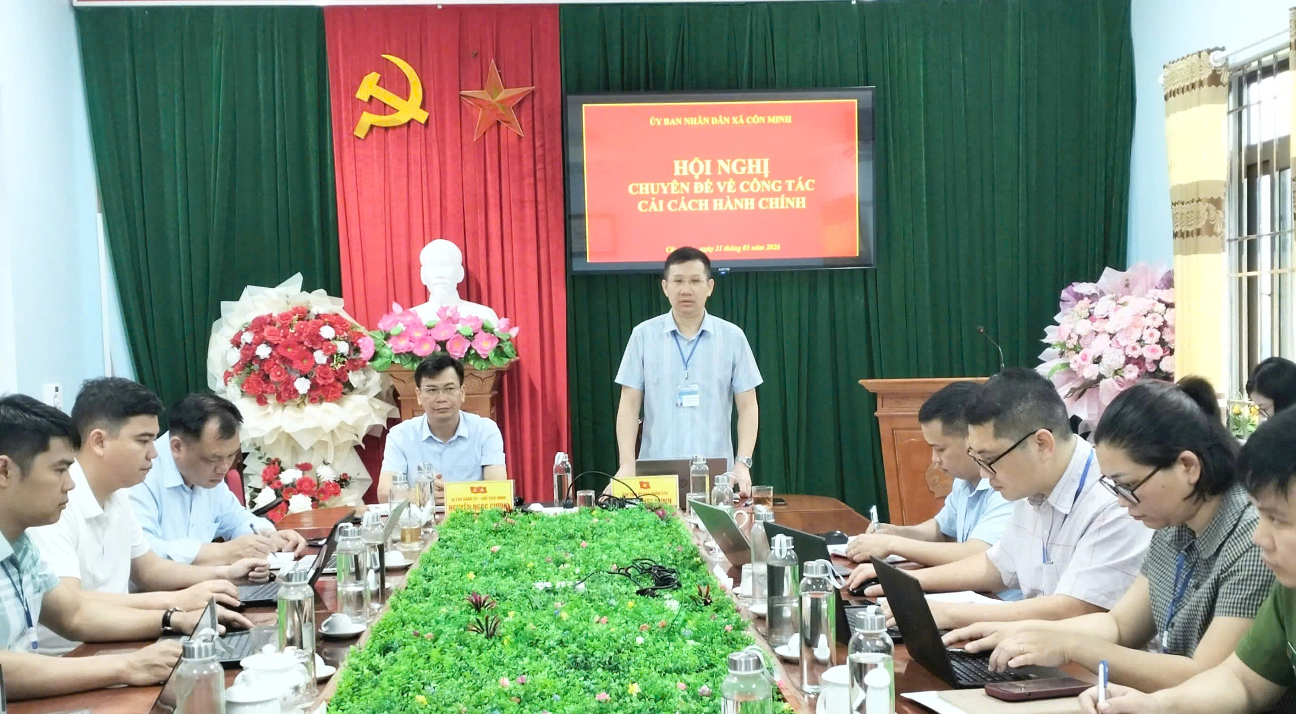 Anh-tin-bai