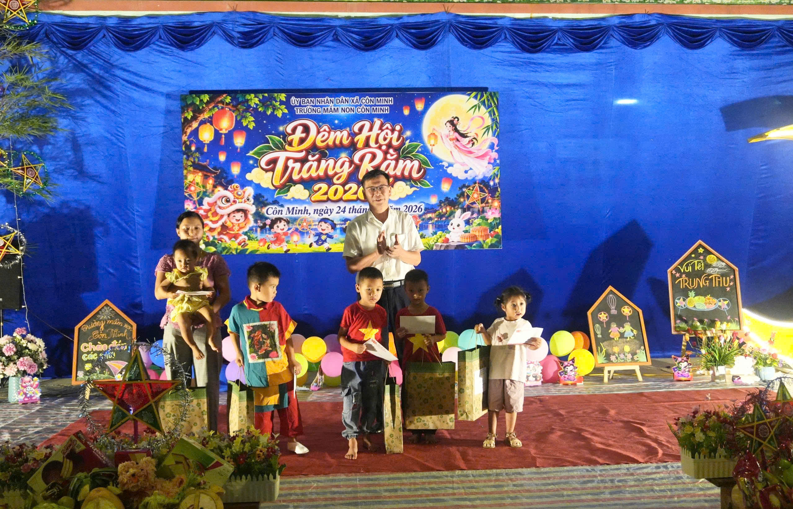 Anh-tin-bai