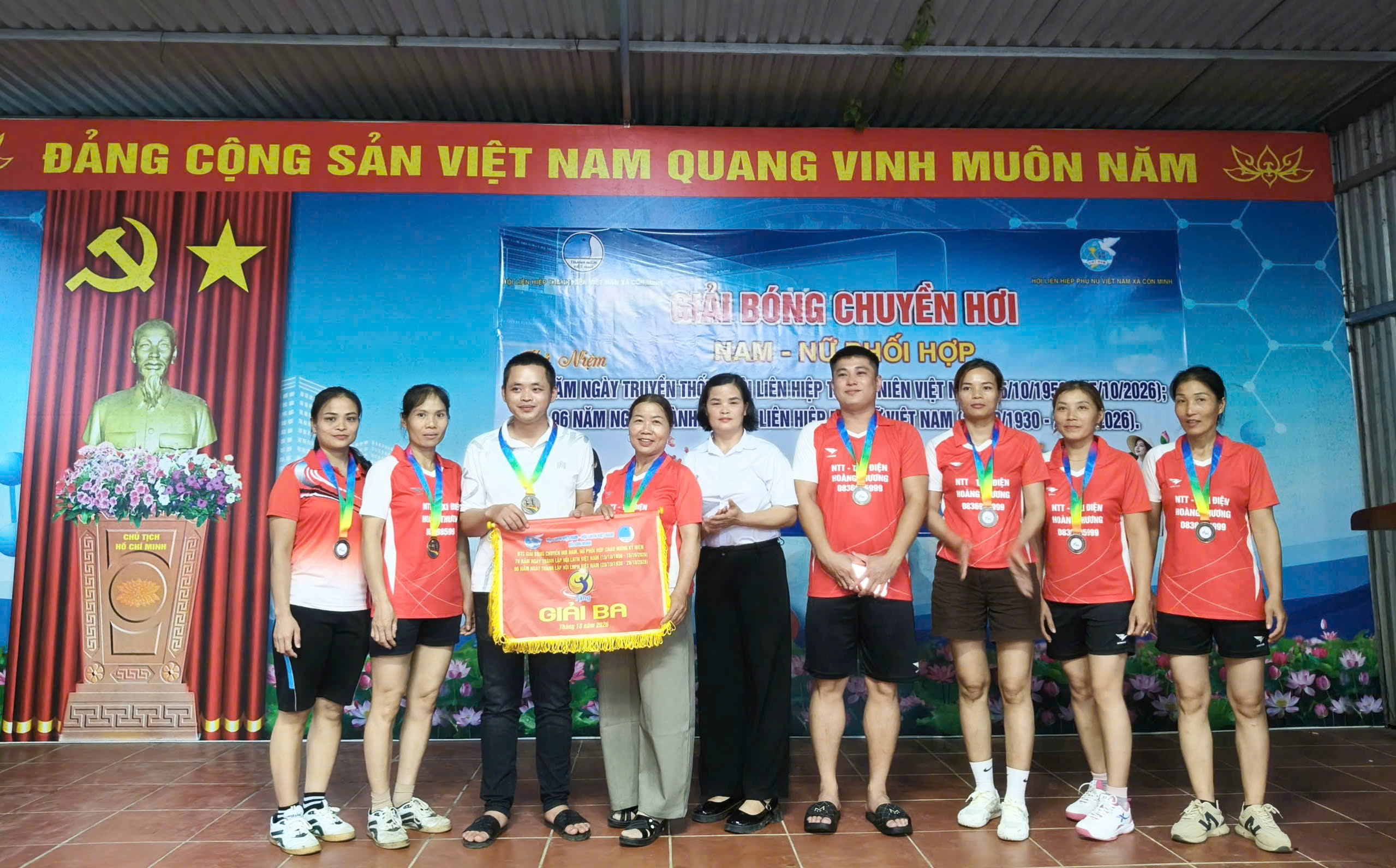 Anh-tin-bai