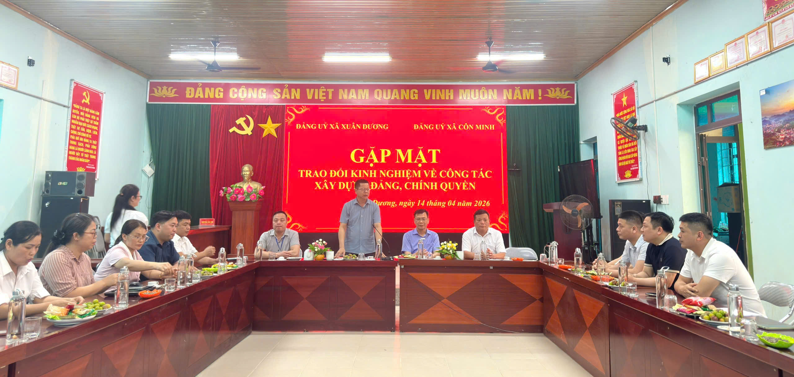Xã Xuân Dương trao đổi kinh nghiệm công tác với xã Côn Minh
