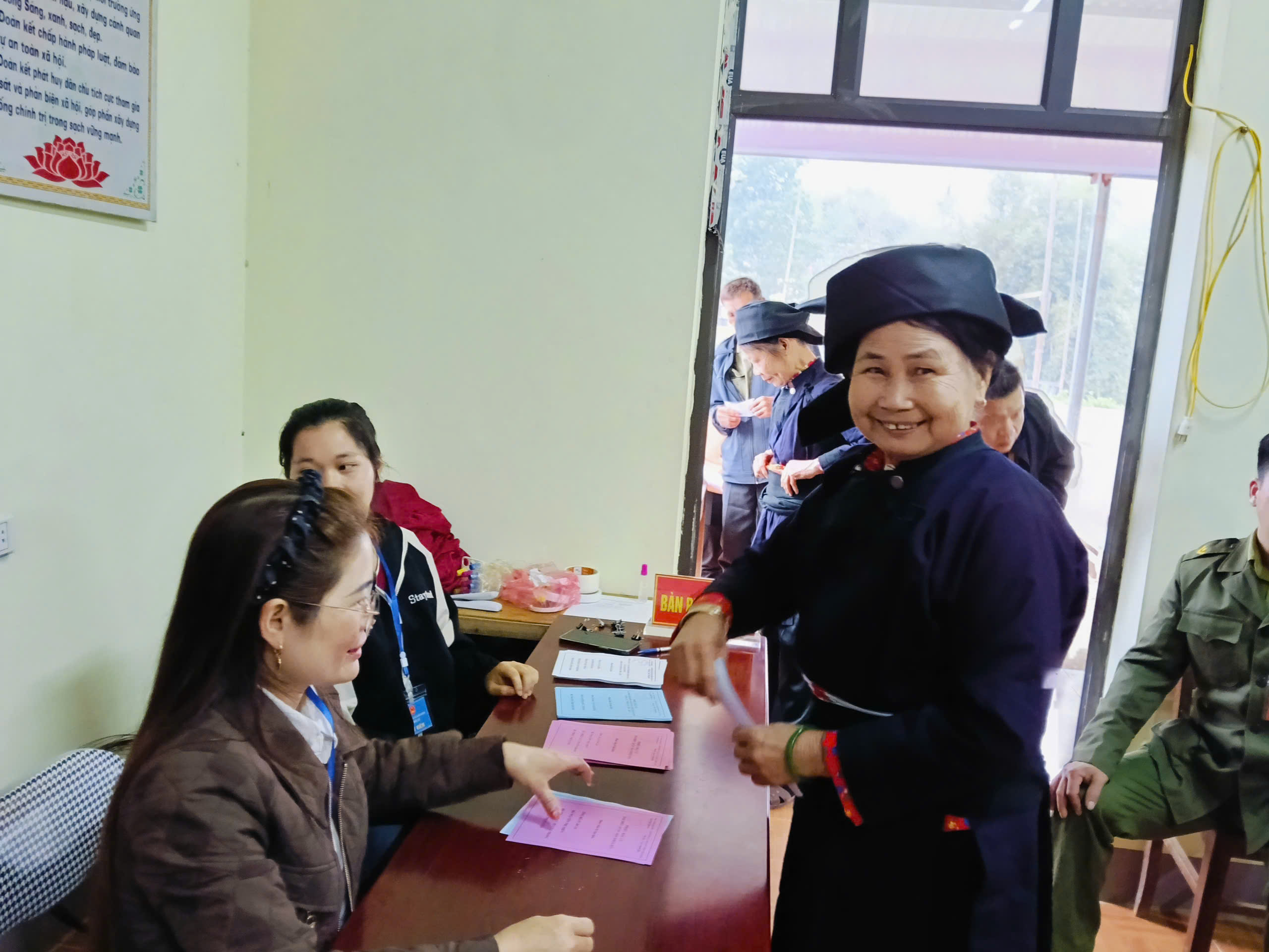 16 giờ 00 ngày 15/3/2026 xã Xuân Dương hoàn thành 100% cử tri bầu cử