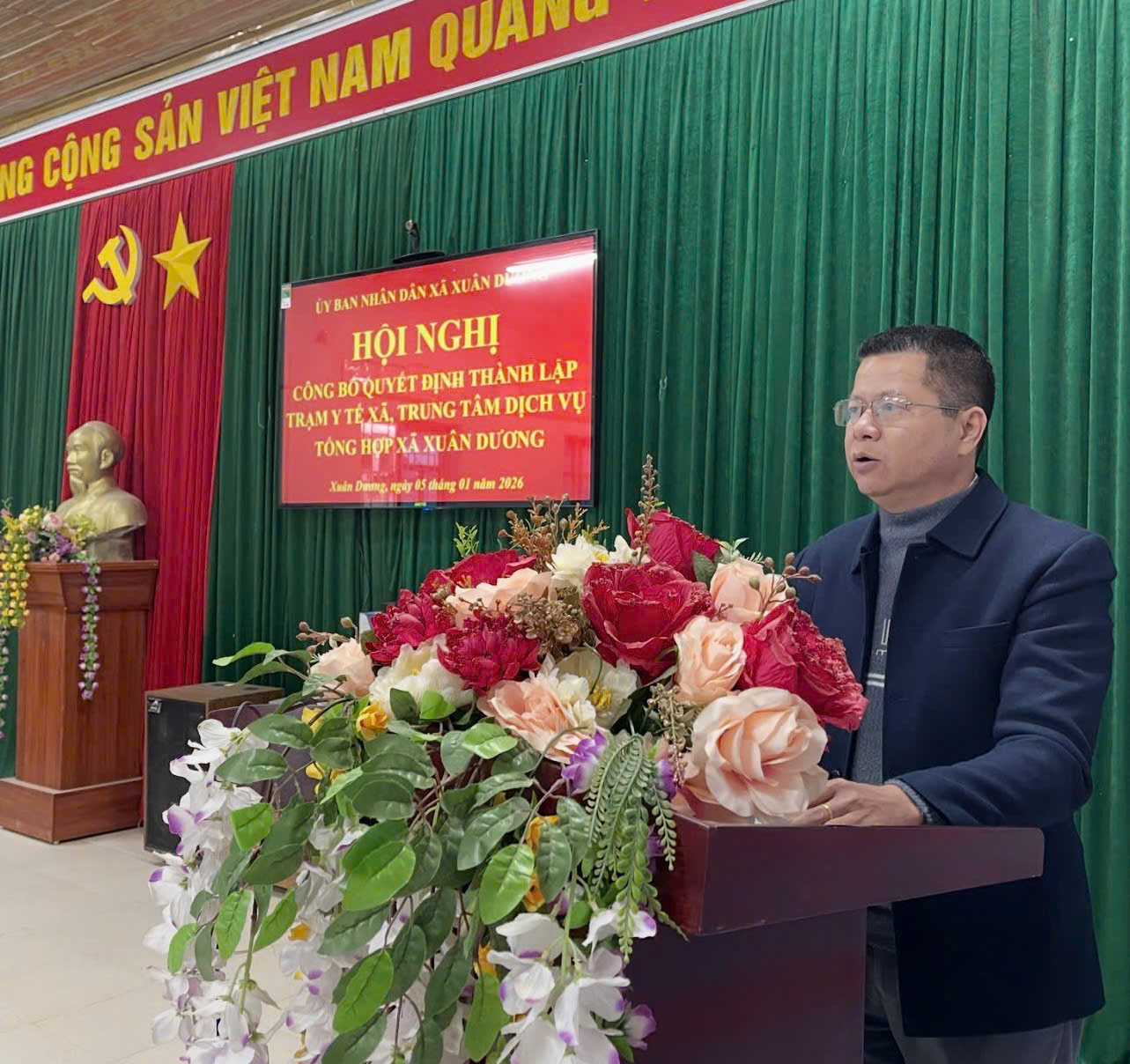 Xã Xuân Dương công bố Quyết định thành lập Trạm Y tế, Trung tâm Dịch vụ Tổng hợp xã 