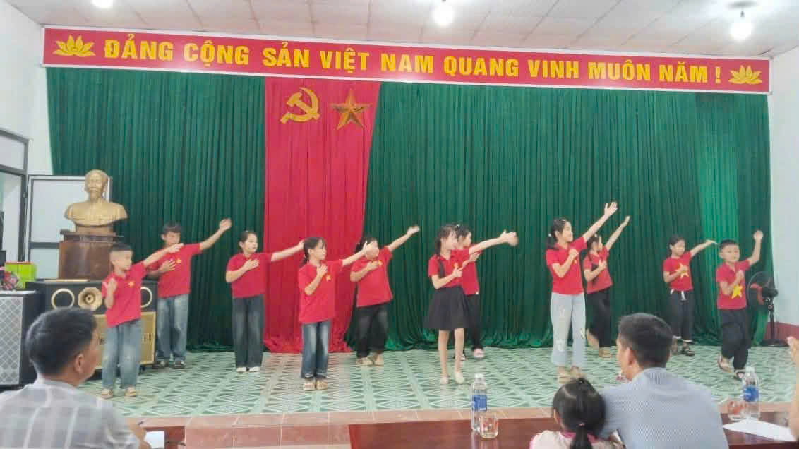 Ban Chỉ đạo hè xã Xuân Dương đã tổ chức Chương trình Tổng kết hoạt động hè năm 2026 tại thôn Liêm Thủy