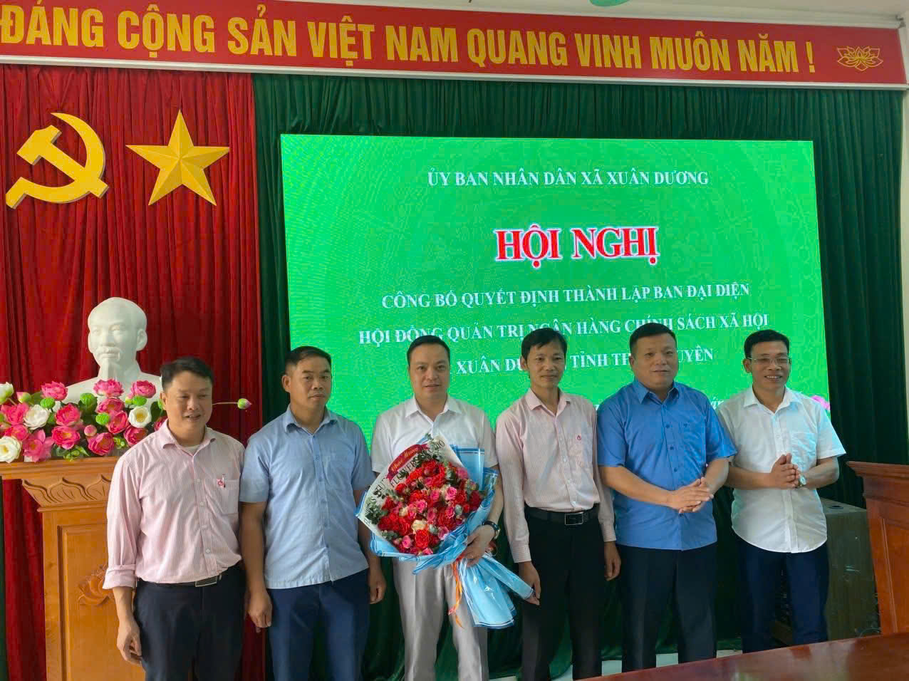 Xuân Dương công bố Quyết định thành lập Ban đại diện HĐQT NHCSXH xã
