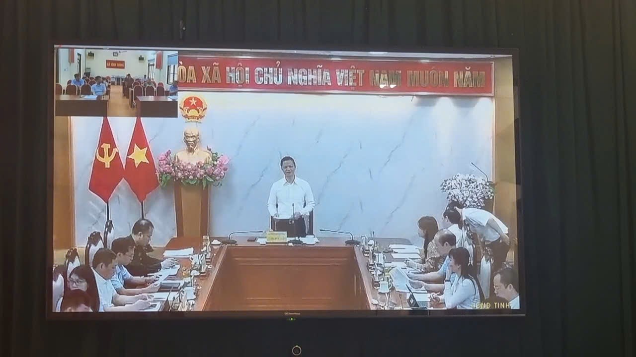 UBND XÃ VĨNH THÔNG THAM DỰ HỘI NGHỊ TRỰC TUYẾN TRIỂN KHAI PHƯƠNG ÁN SẮP XẾP, XỬ LÝ TÀI SẢN CÔNG