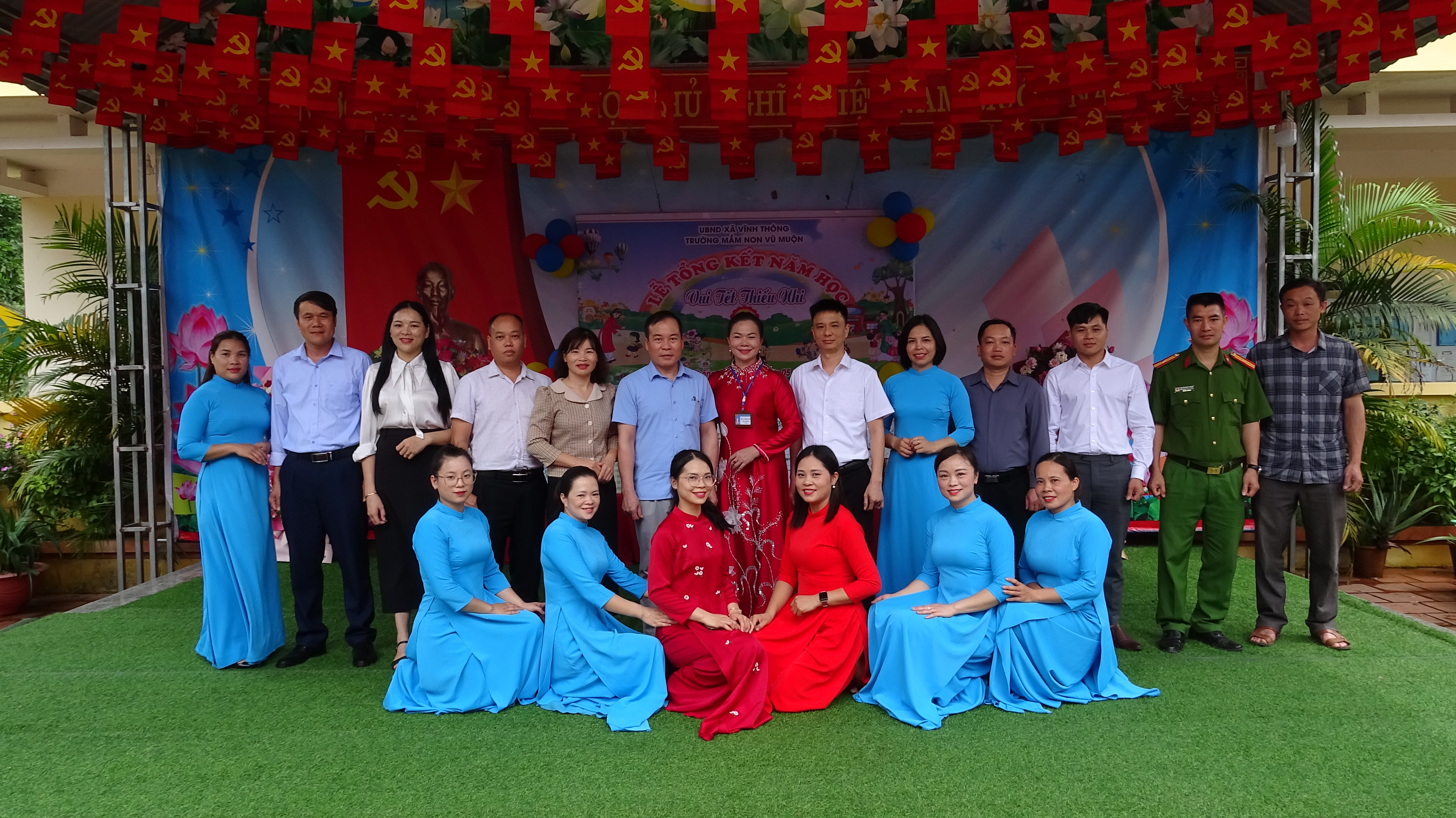 Anh-tin-bai