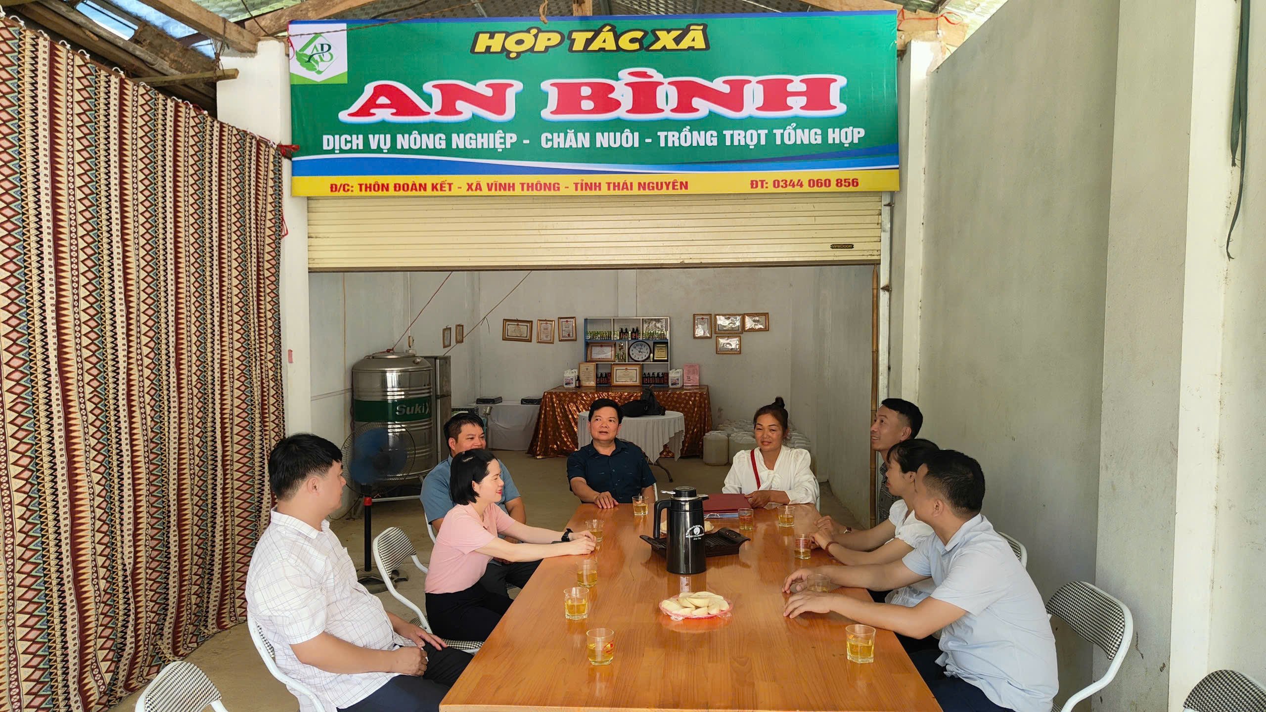Anh-tin-bai