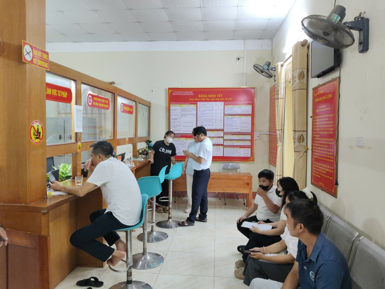 Xã Phong Quang nâng cao chất lượng phục vụ Nhân dân từ mô hình “Ngày thứ Sáu”