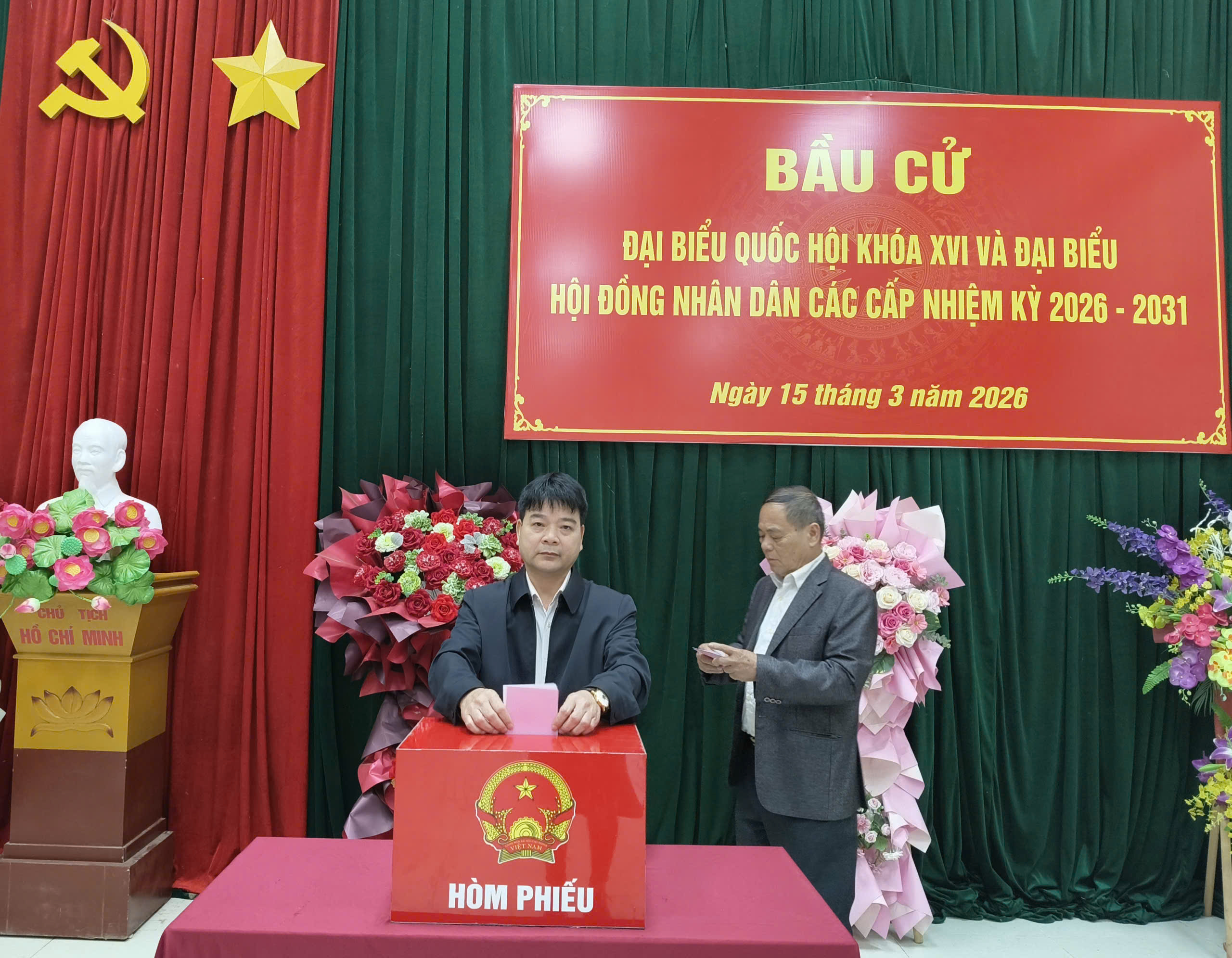 Ba Bể: 100% cử tri tham gia bỏ phiếu