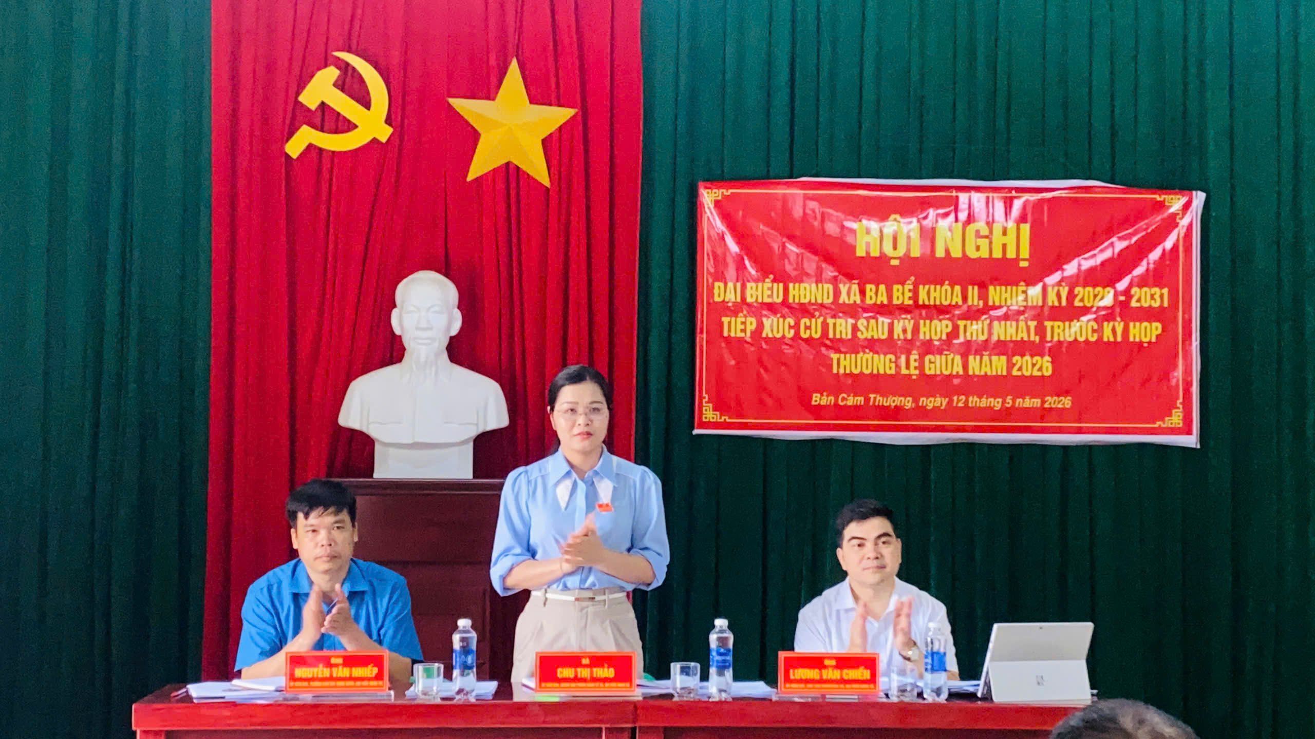 Anh-tin-bai