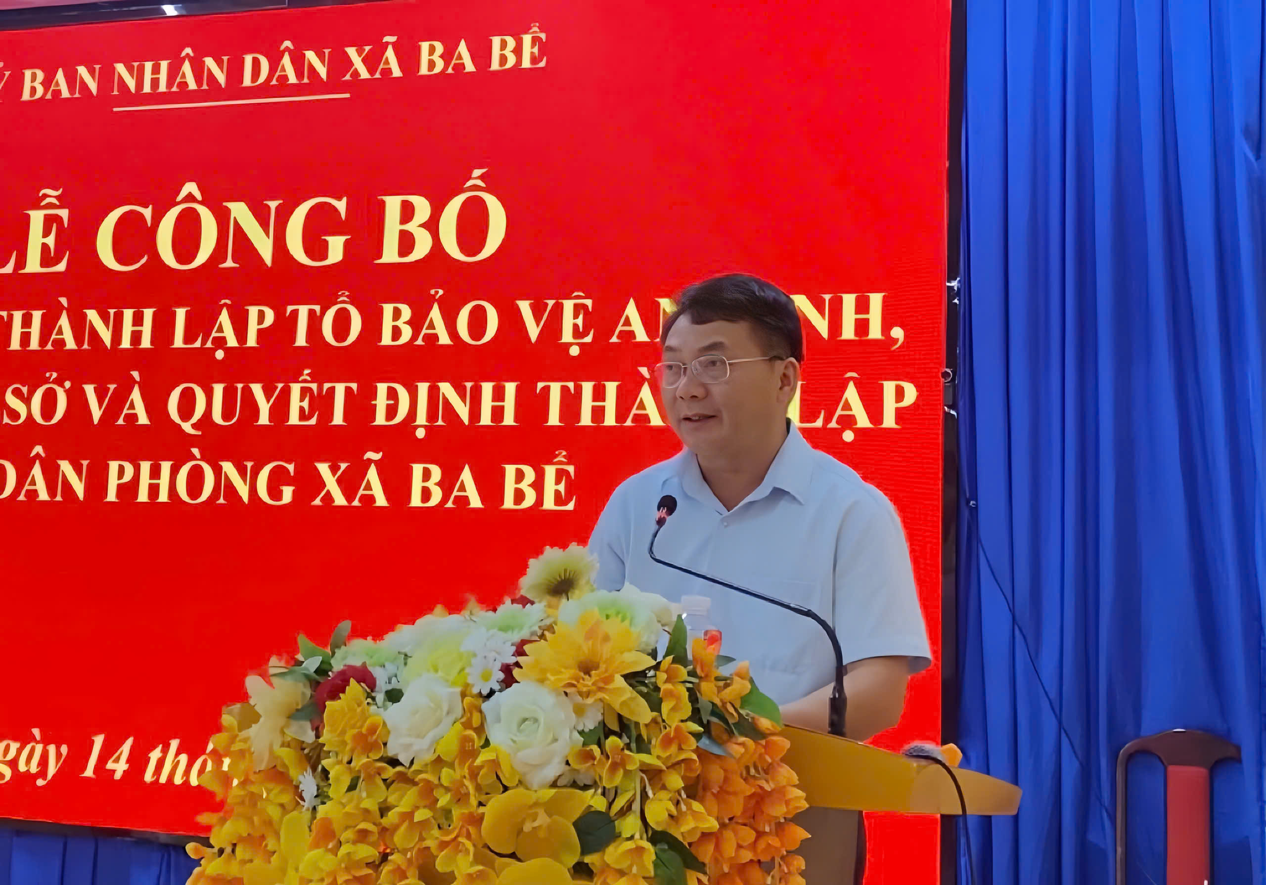 Anh-tin-bai