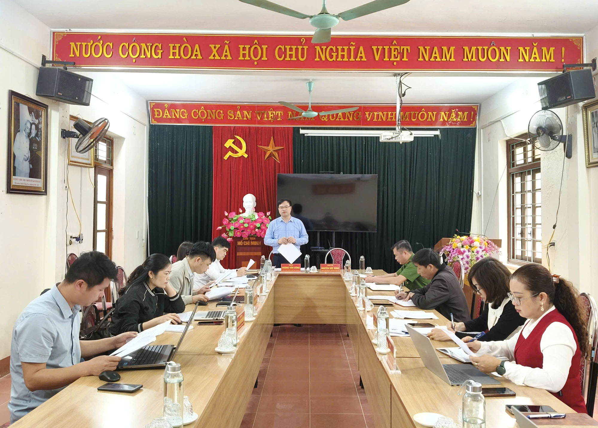 Họp Ủy ban bầu cử đại biểu HĐND xã nhiệm kỳ 2026–2031