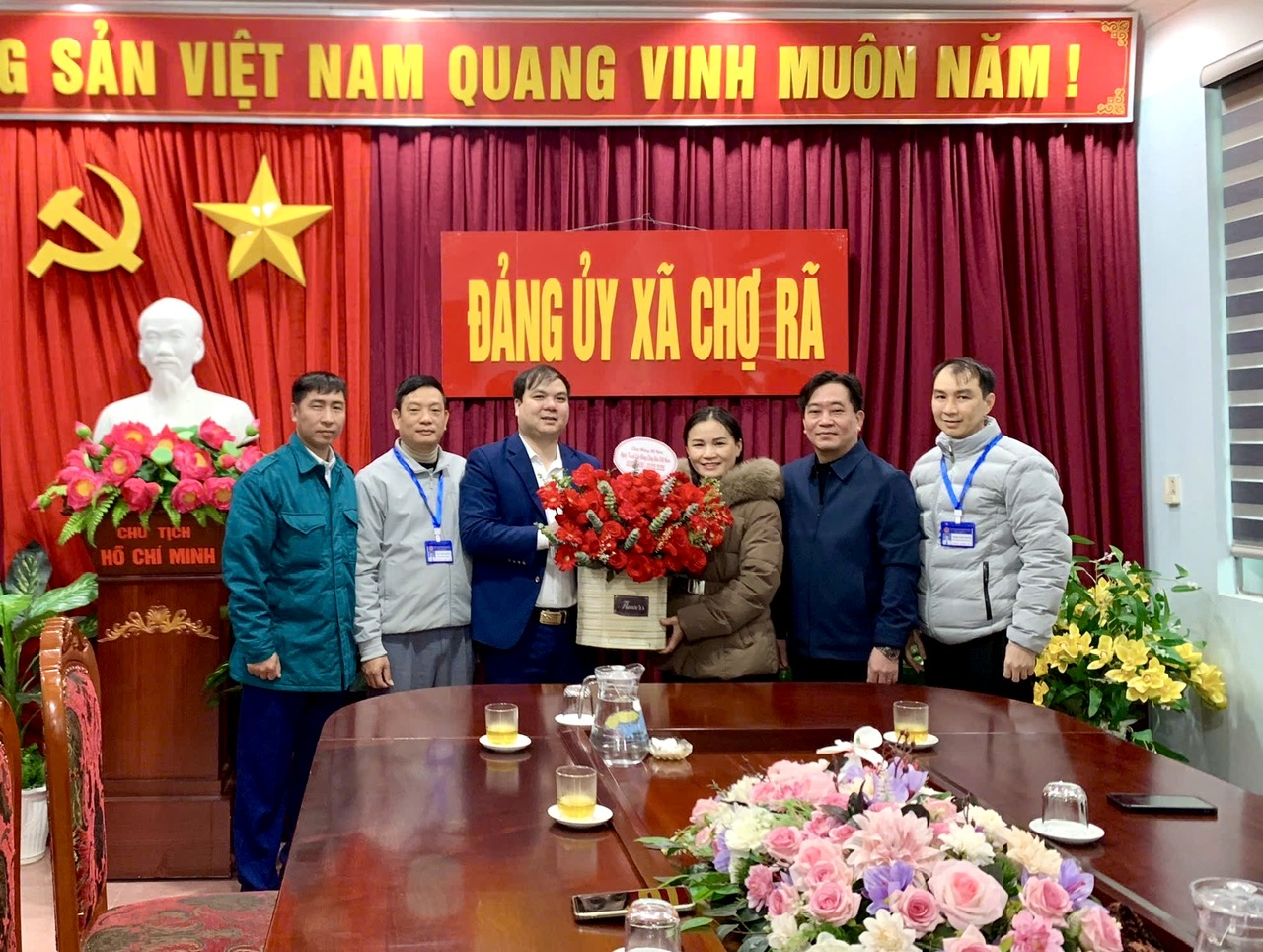 Anh-tin-bai