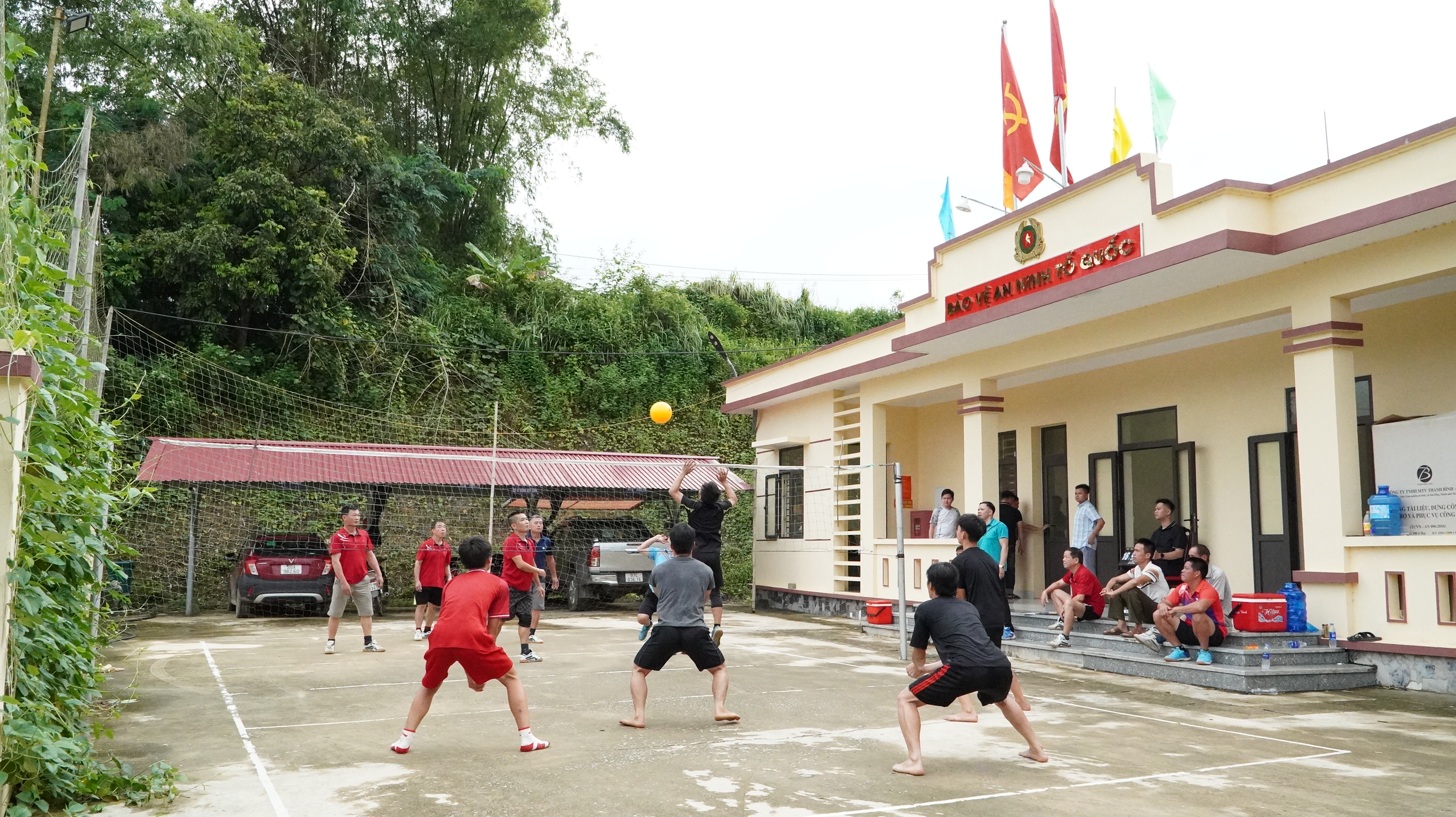 Anh-tin-bai